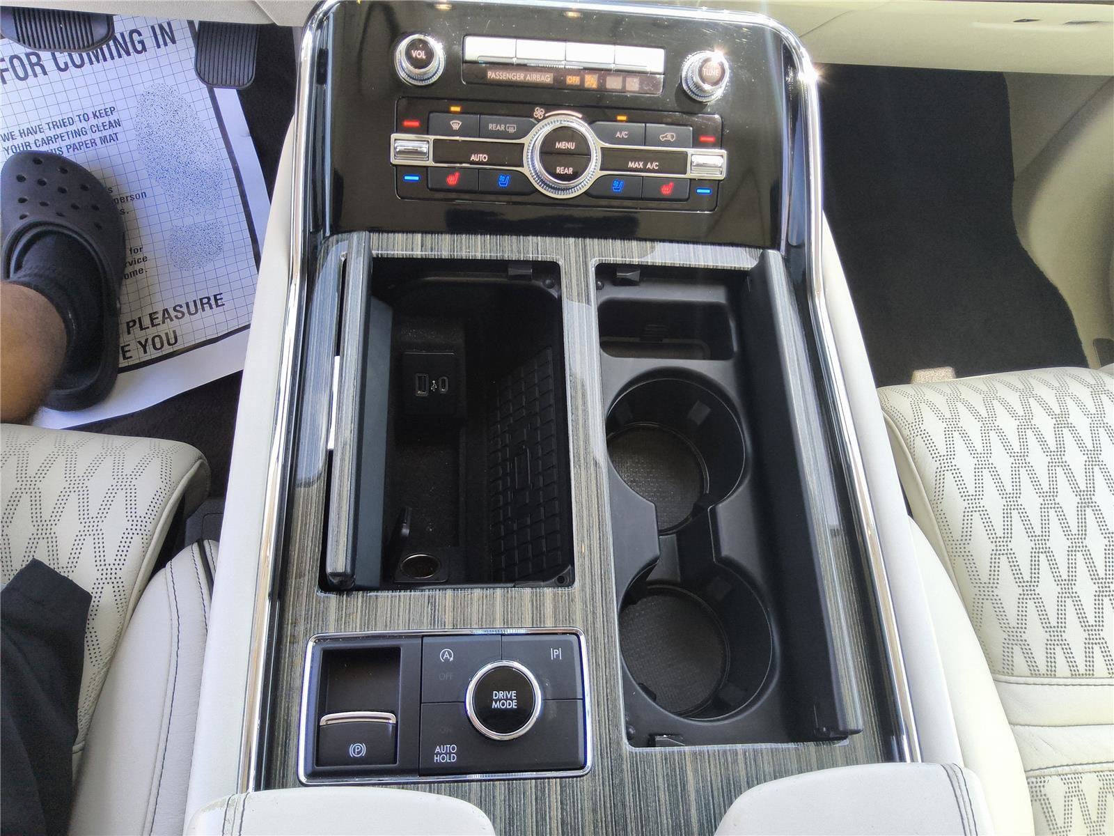 2023 Lincoln Navigator Black Label