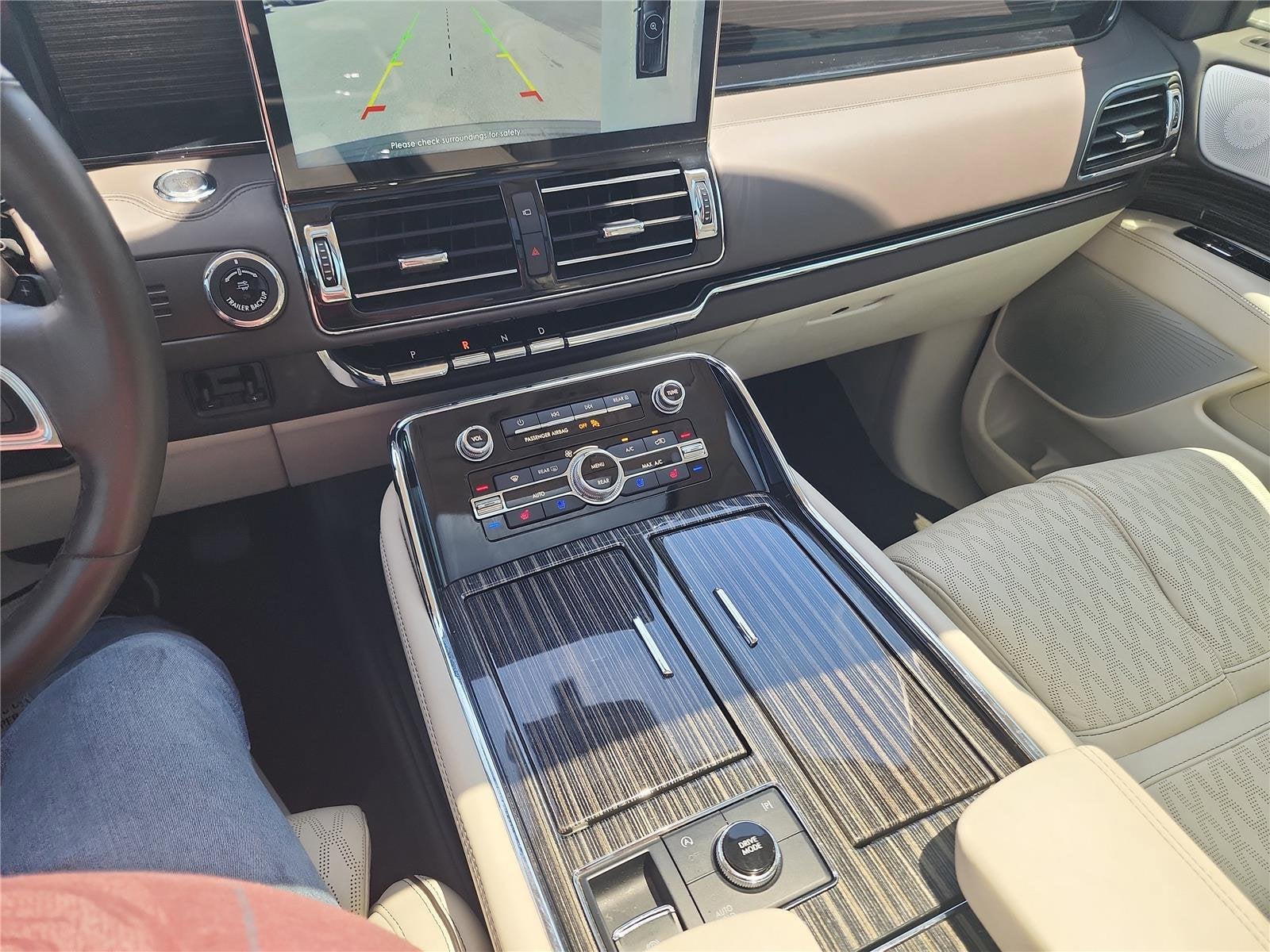 2022 Lincoln Navigator Black Label