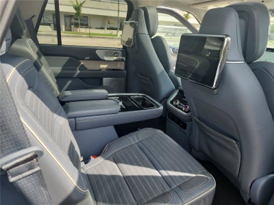 2021 Lincoln Navigator Black Label