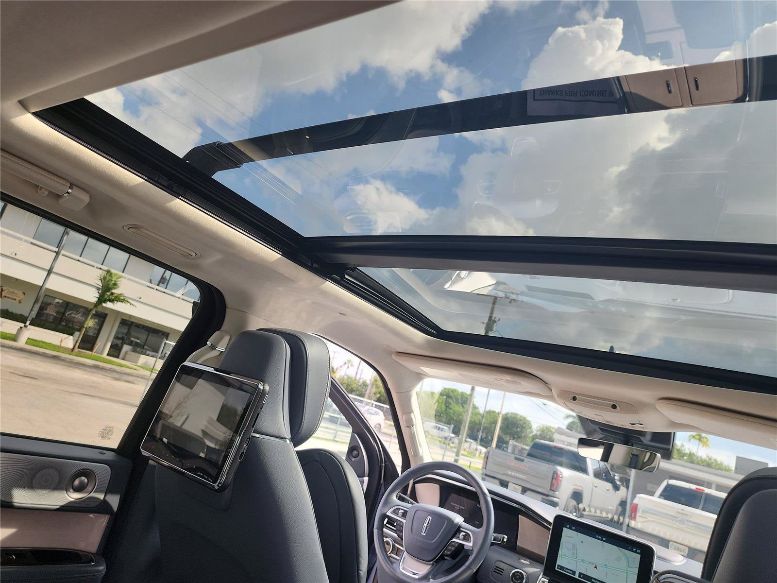2021 Lincoln Navigator Black Label