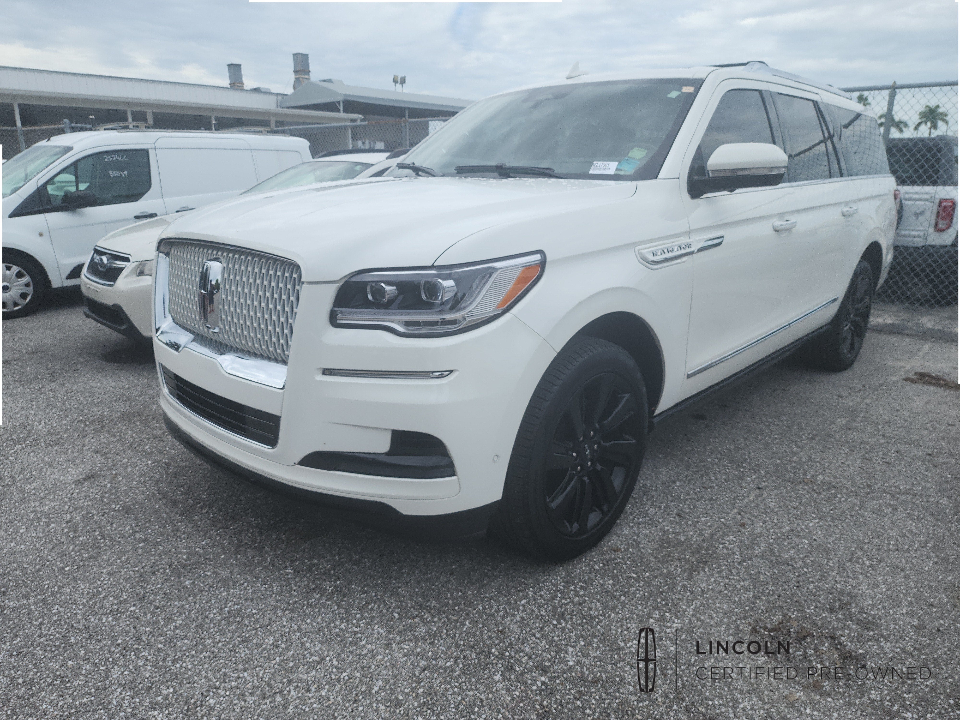 2022 Lincoln Navigator L Reserve