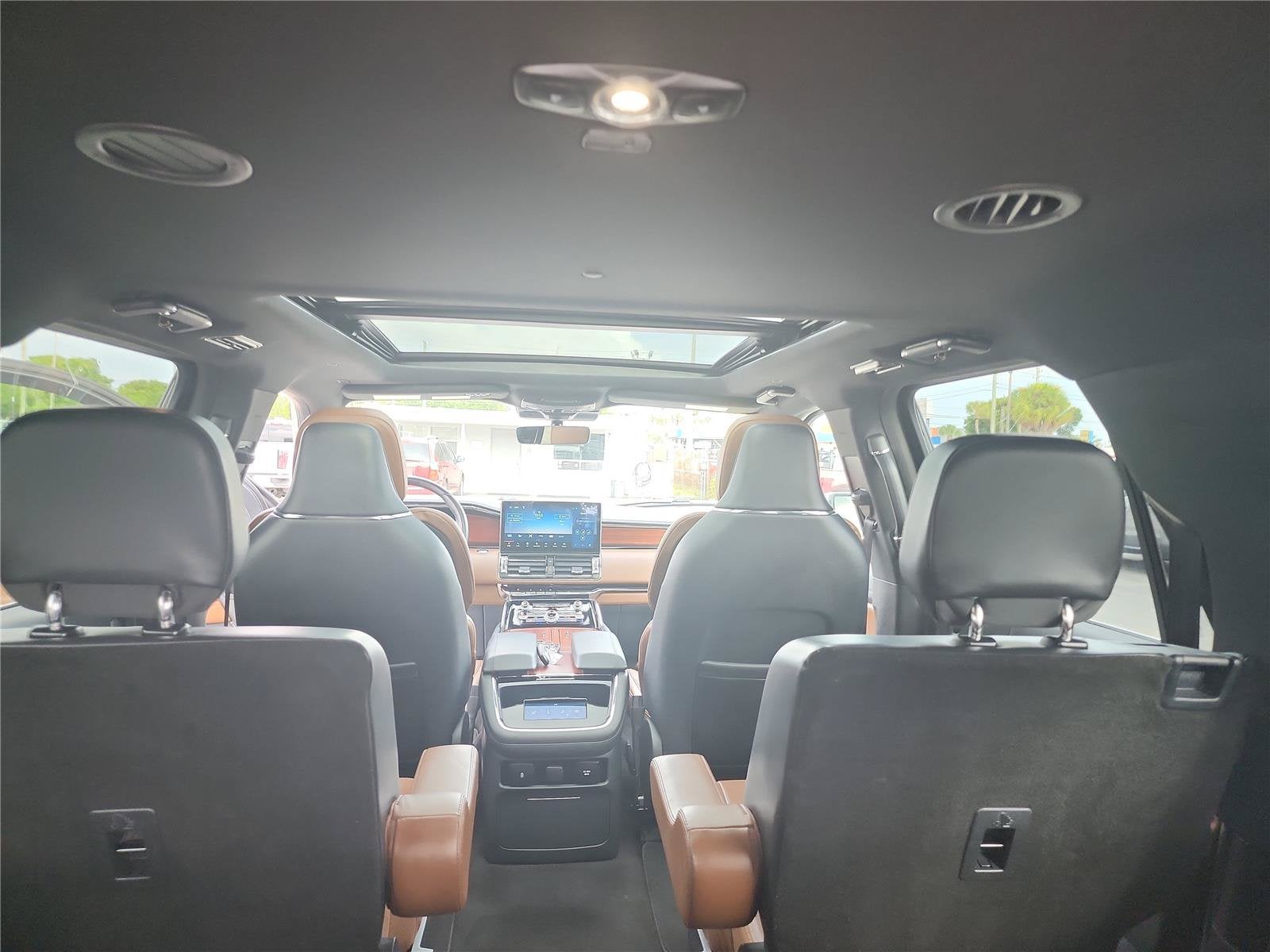 2022 Lincoln Navigator L Reserve