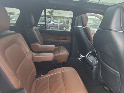 2022 Lincoln Navigator L Reserve