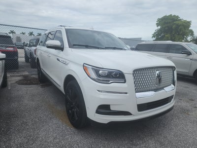 2022 Lincoln Navigator L Reserve