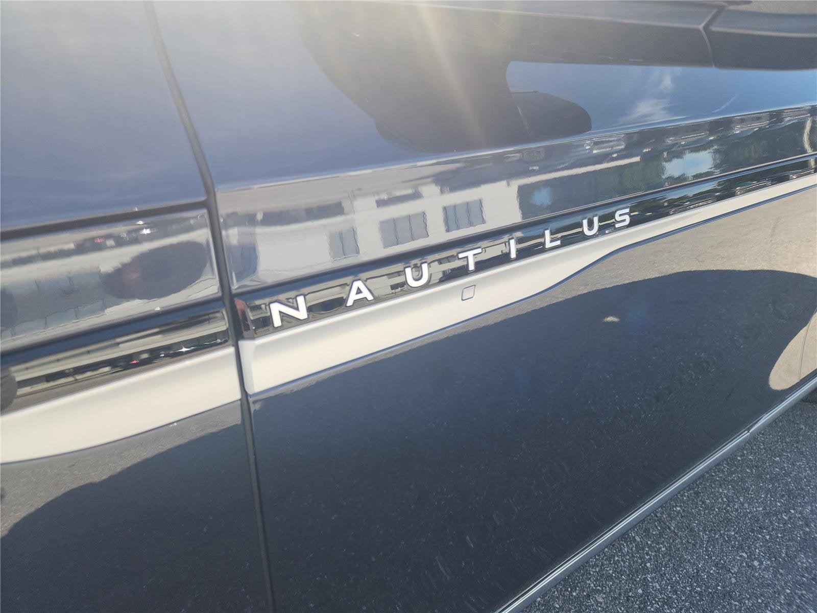 2024 Lincoln Nautilus Reserve