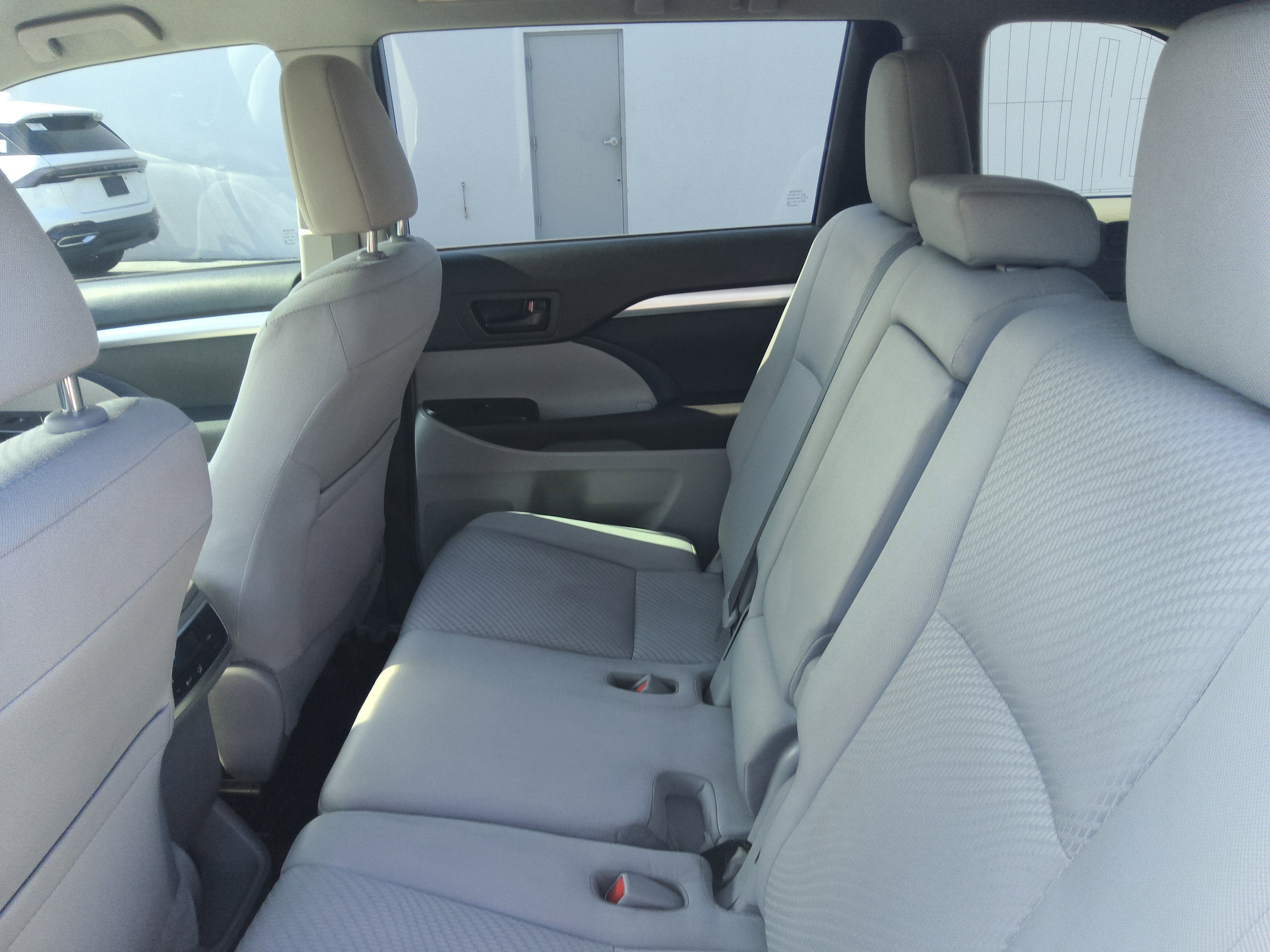 2018 Toyota Highlander LE