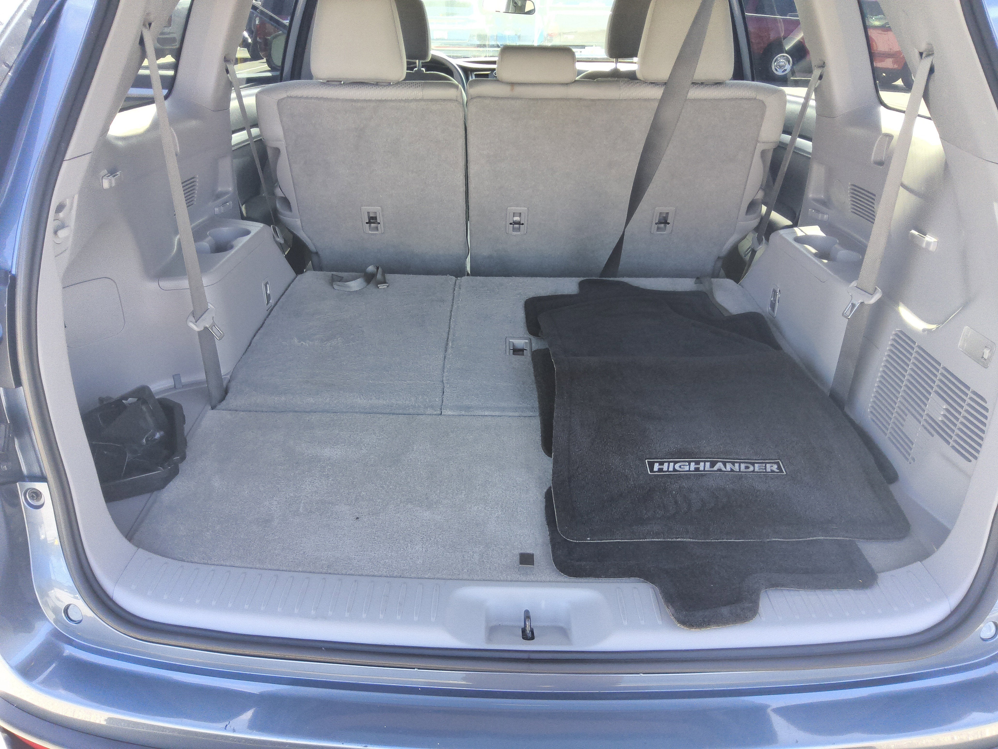 2018 Toyota Highlander LE