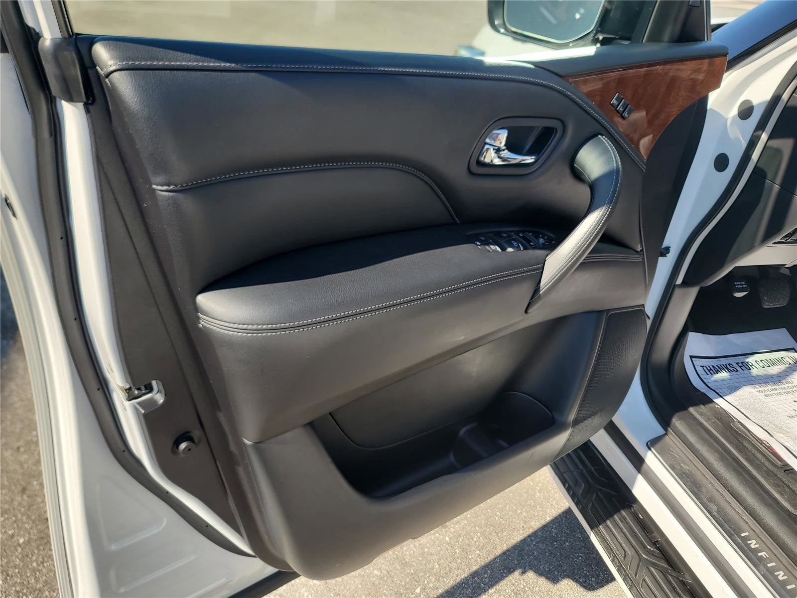 2019 INFINITI QX80 LUXE