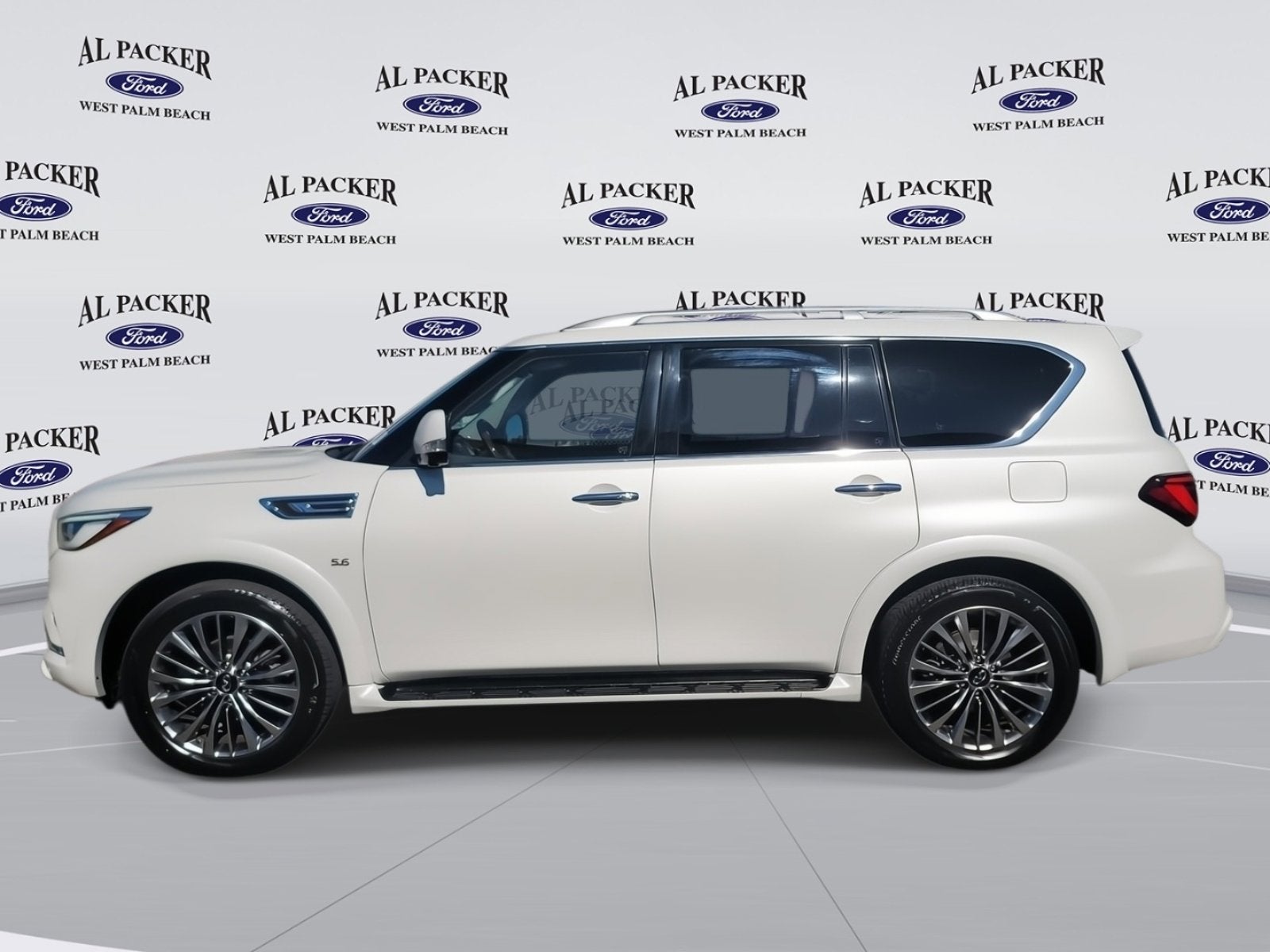 2019 INFINITI QX80 LUXE