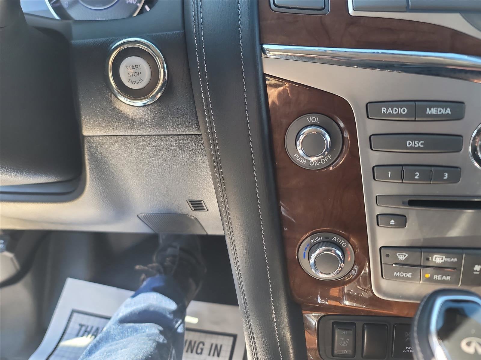 2019 INFINITI QX80 LUXE