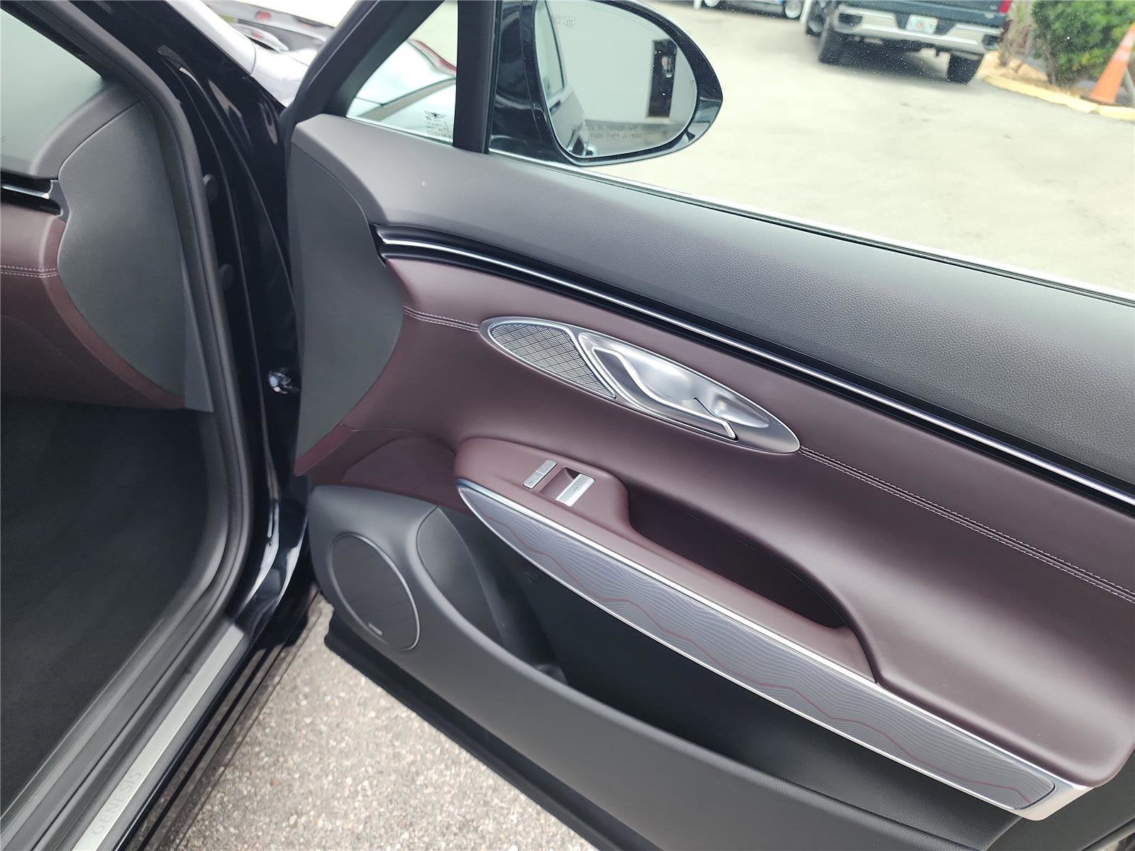 2022 Genesis GV70 2.5T