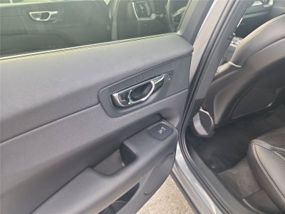 2018 Volvo XC60 R-Design