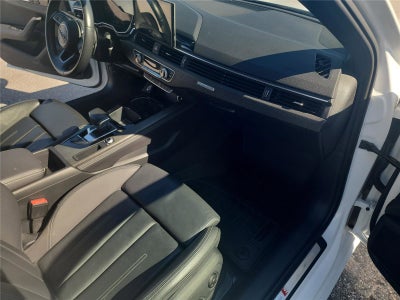 2022 Audi A4 Sedan S line Premium Plus