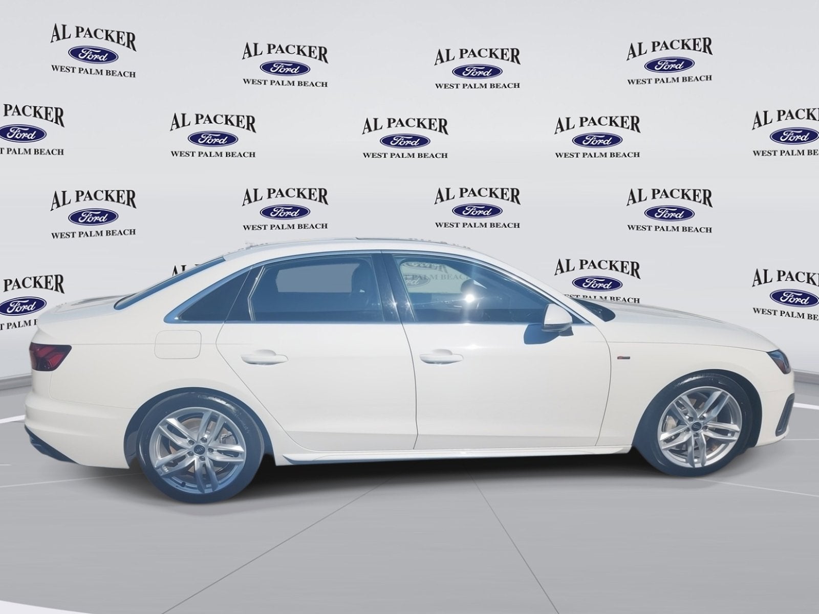 2022 Audi A4 Sedan S line Premium Plus