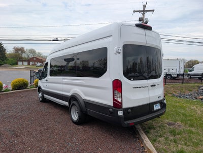 2026 Ford Transit Passenger Wagon XLT