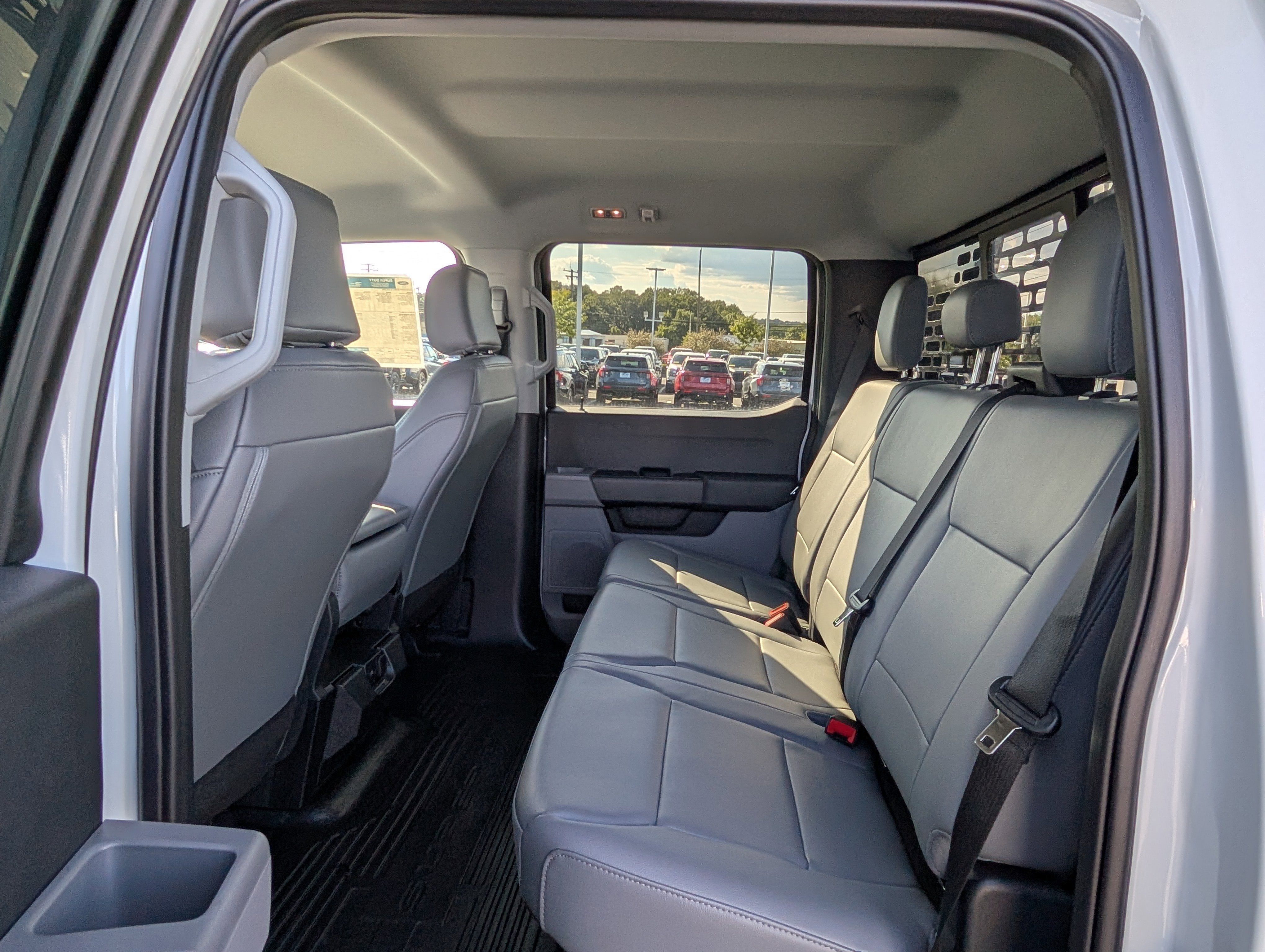 2025 Ford Super Duty F-550 DRW XL