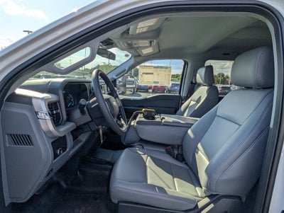 2025 Ford Super Duty F-550 DRW XL