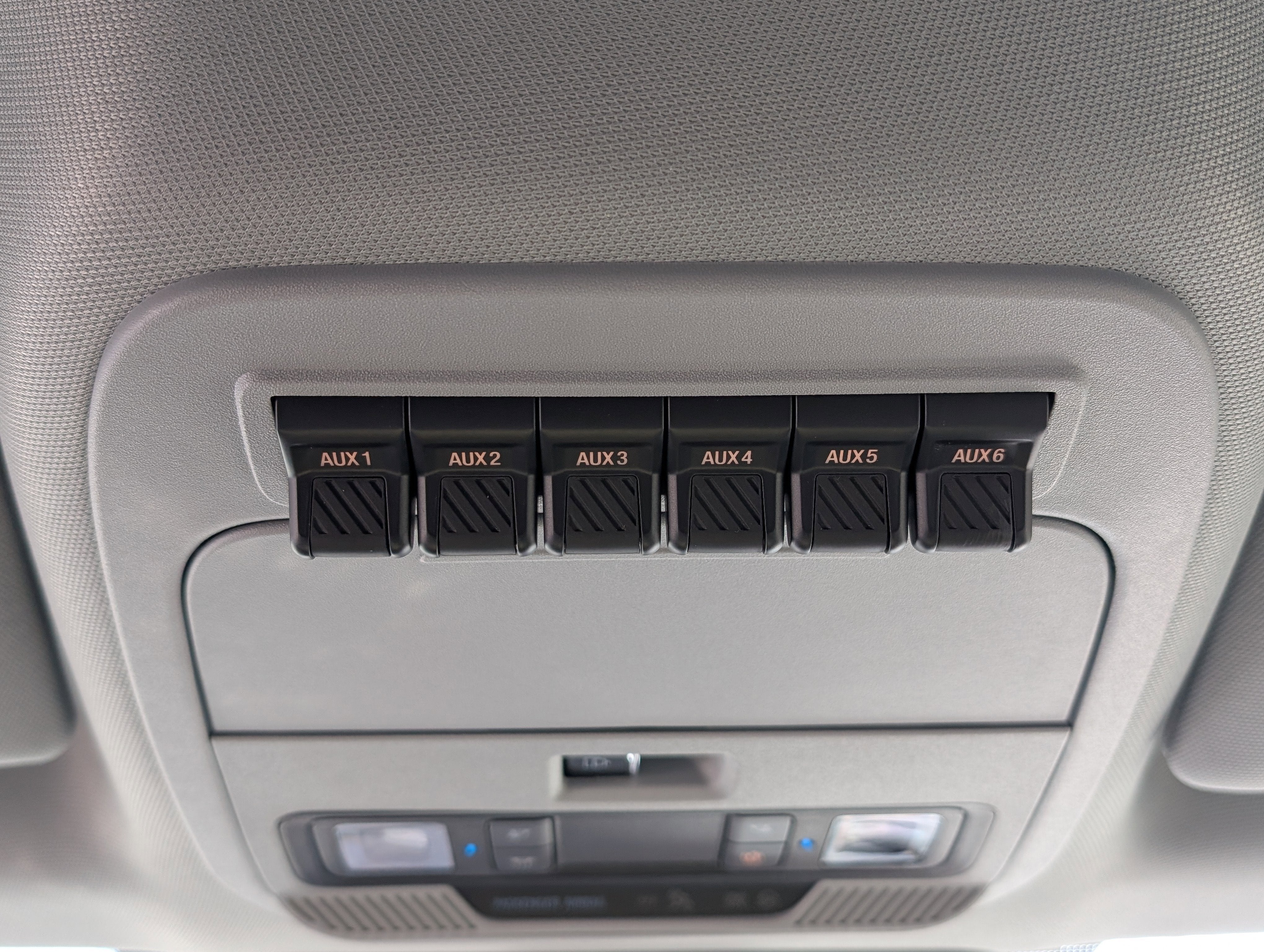 2025 Ford Super Duty F-550 DRW XL