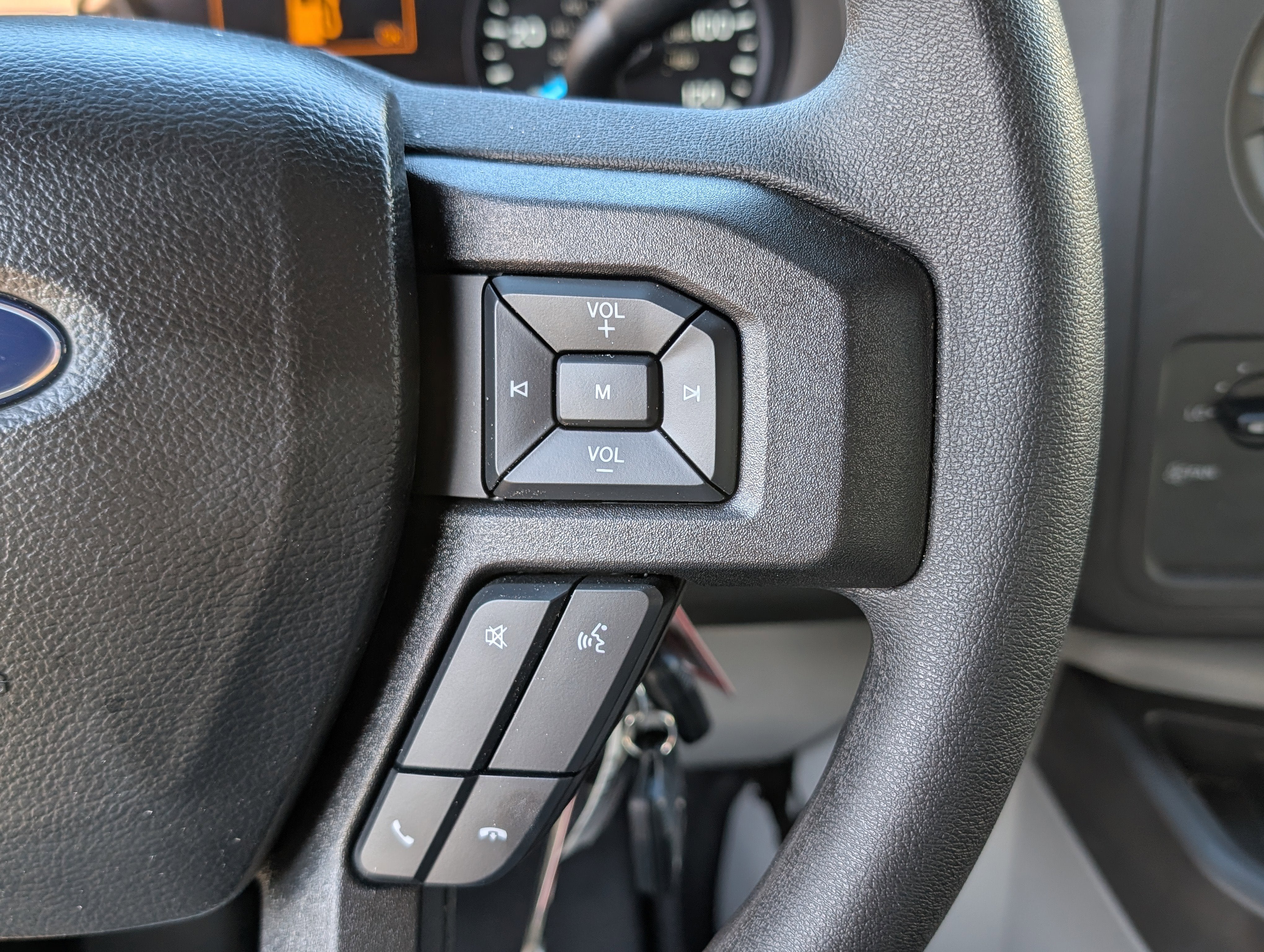 2026 Ford E-Series Cutaway E-450 DRW