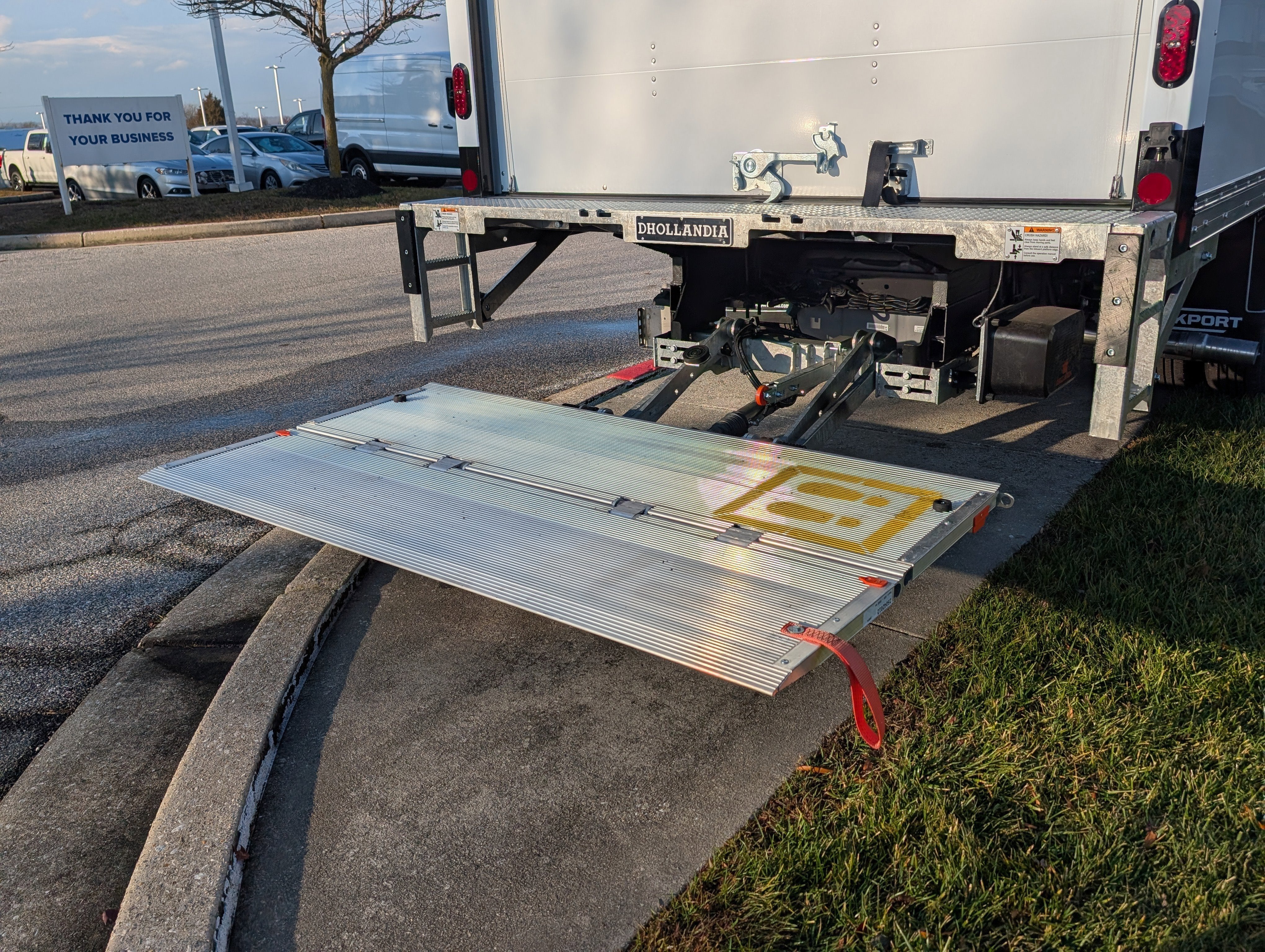 2026 Ford E-Series Cutaway E-450 DRW