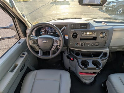 2026 Ford E-Series Cutaway E-450 DRW