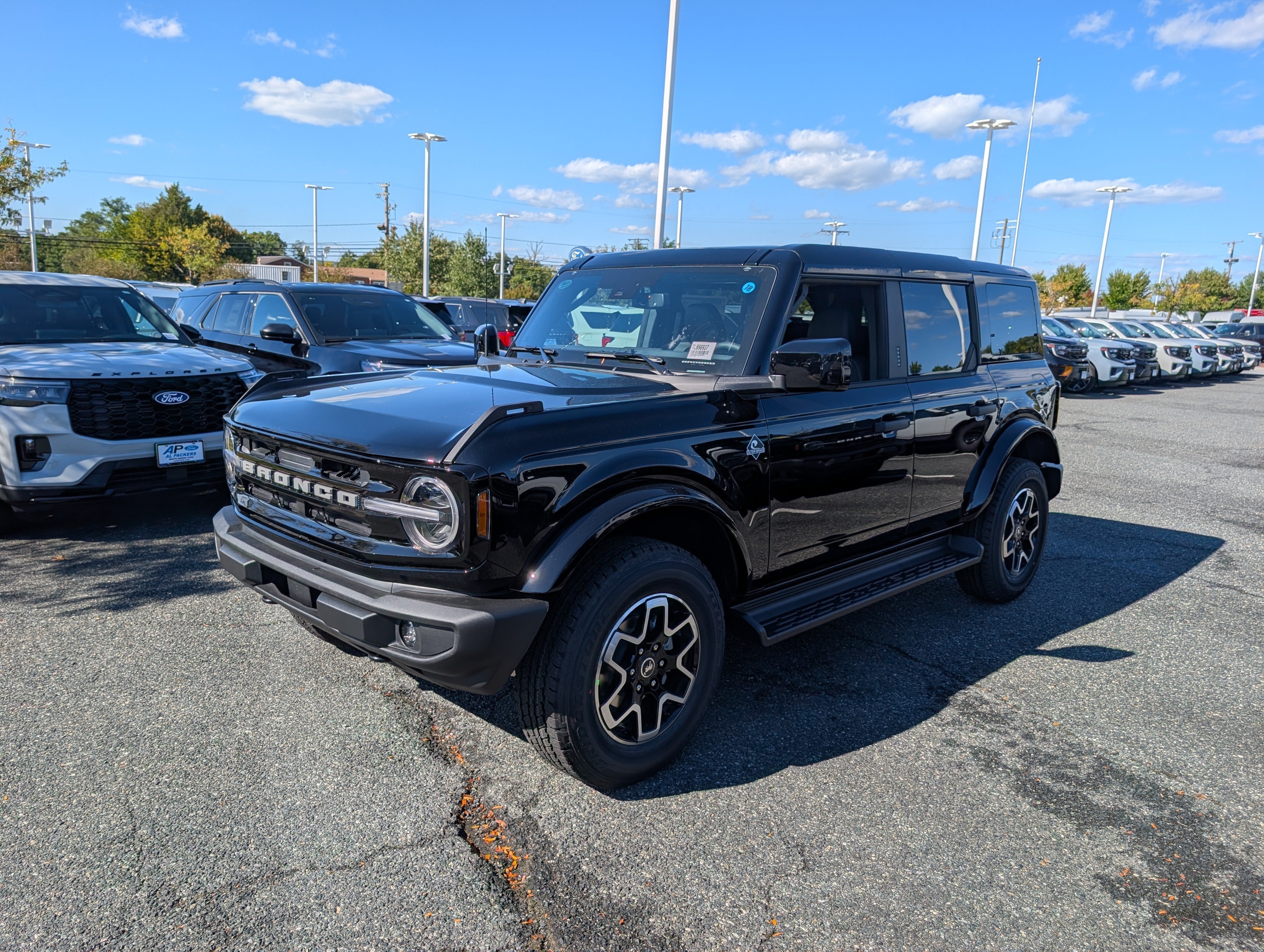 2026 Ford Bronco Outer Banks