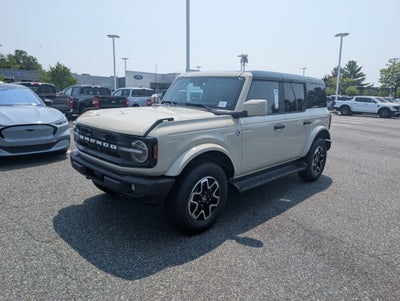 2026 Ford Bronco Outer Banks