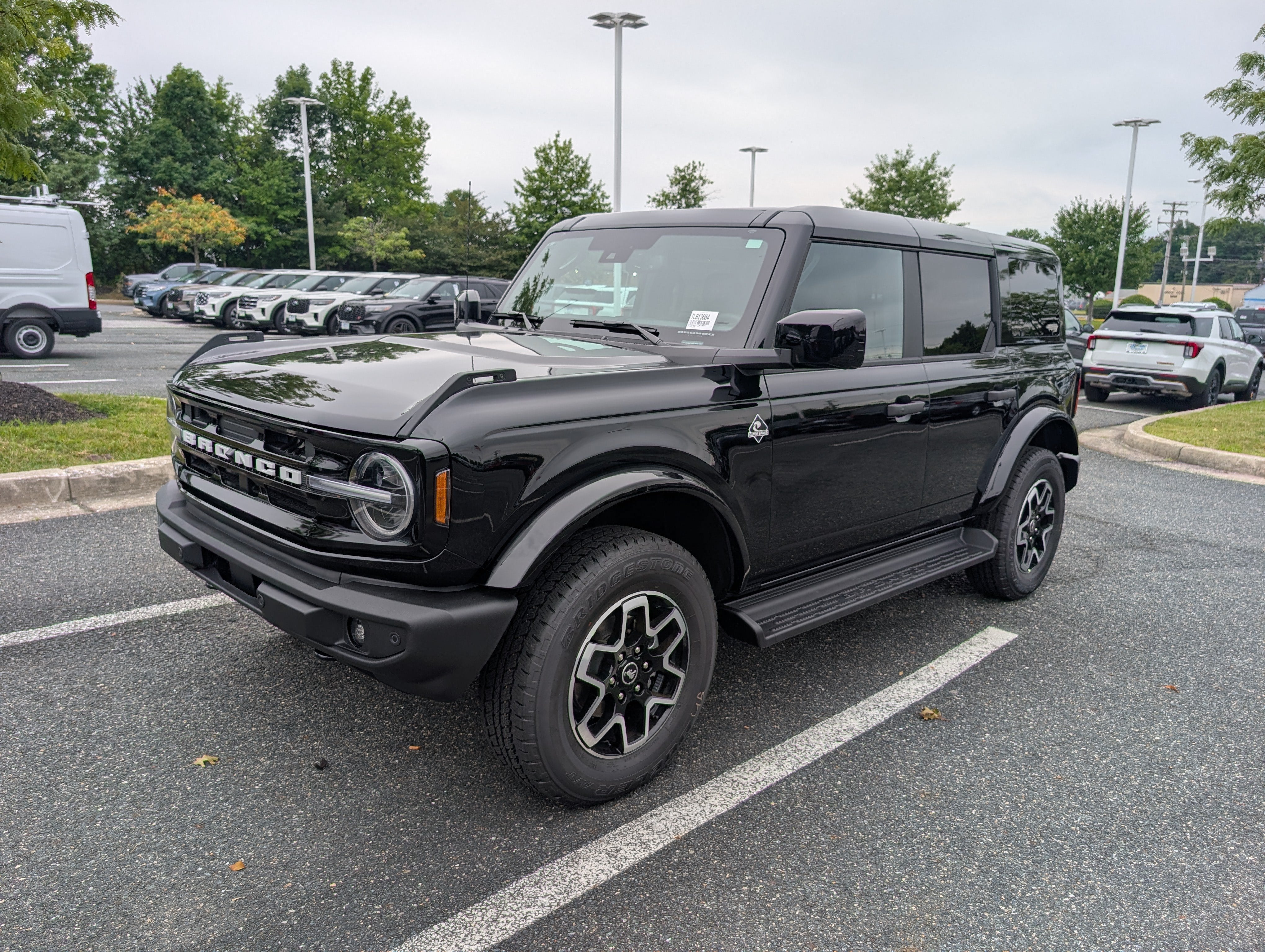 2026 Ford Bronco Outer Banks