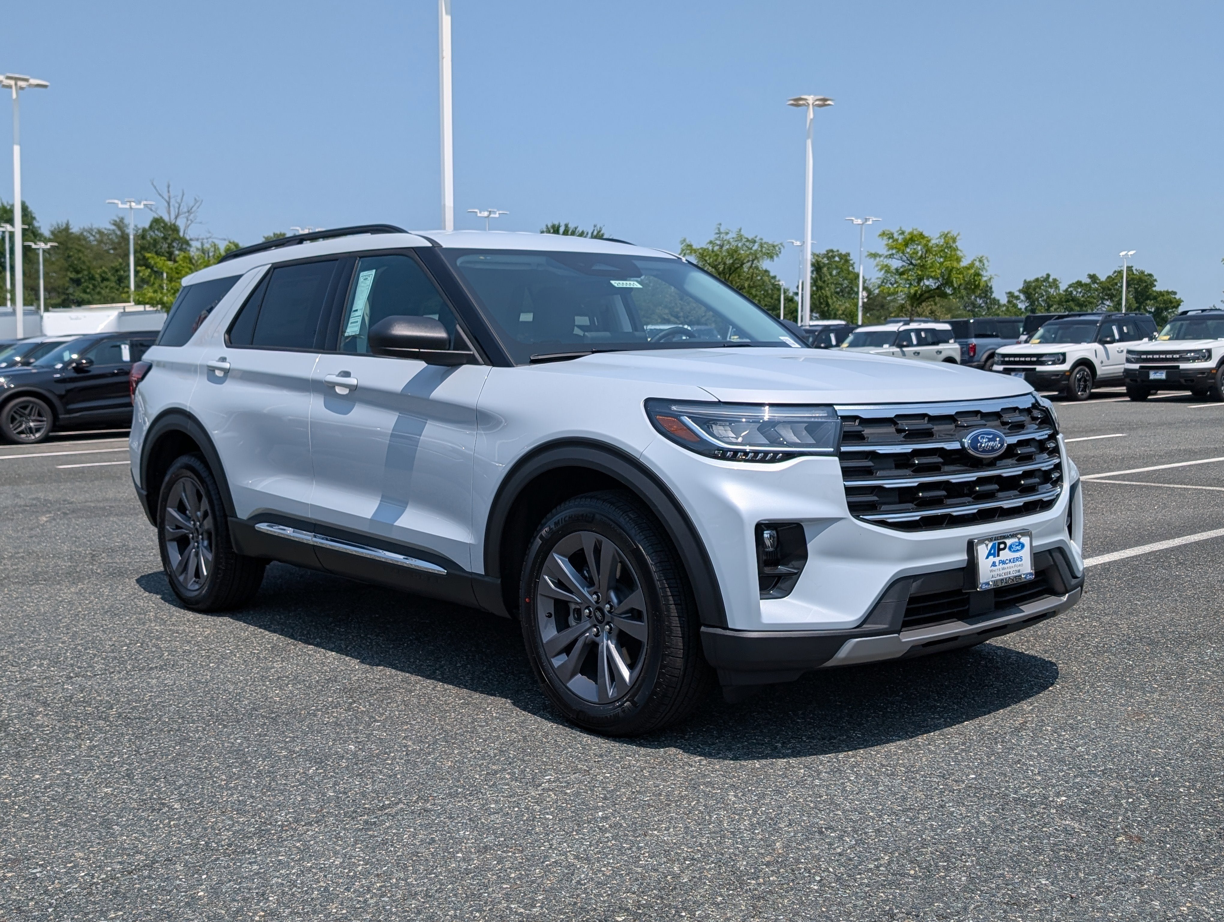 2025 Ford Explorer Active