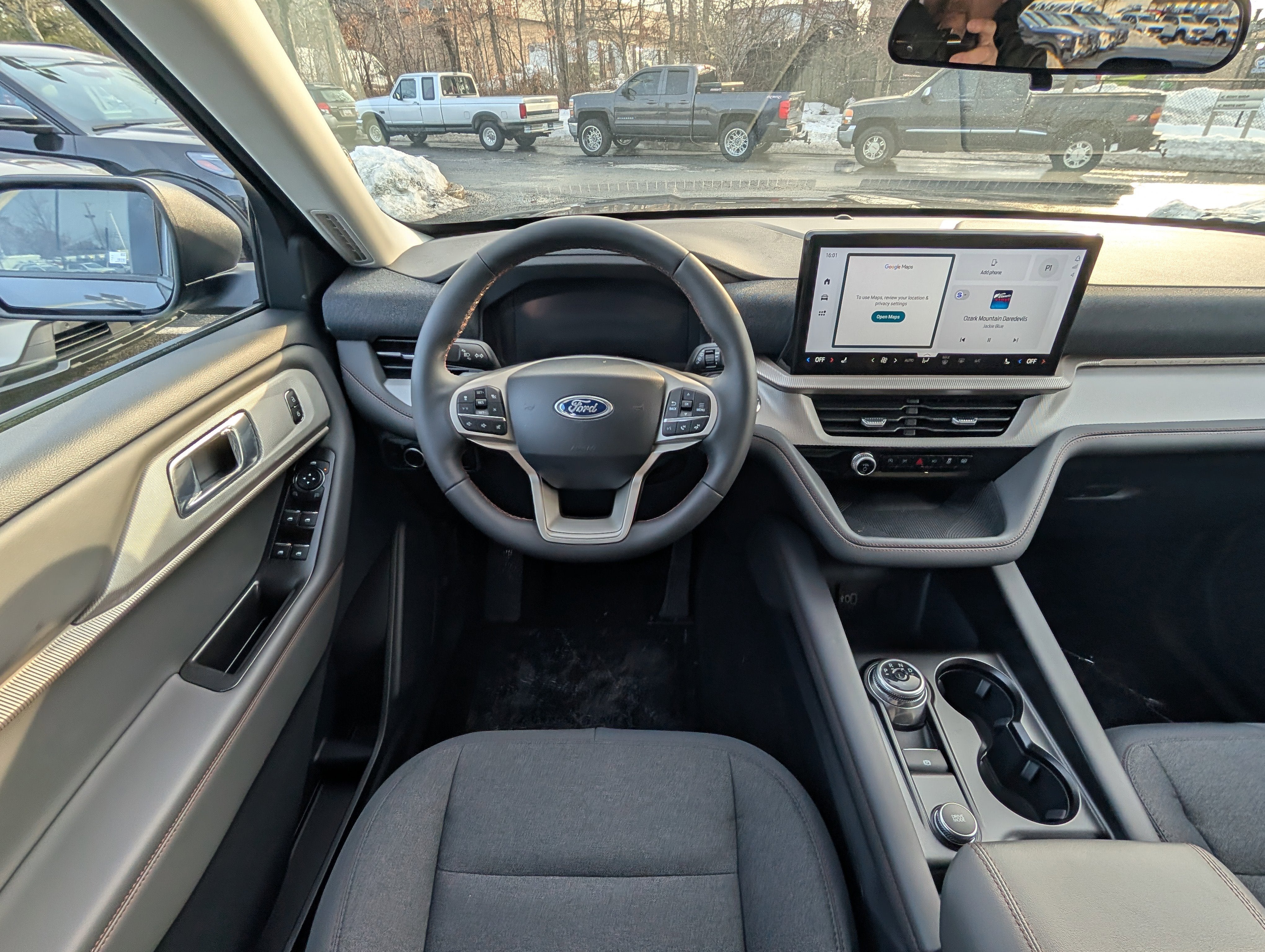 2026 Ford Explorer Active w/200A Pkg