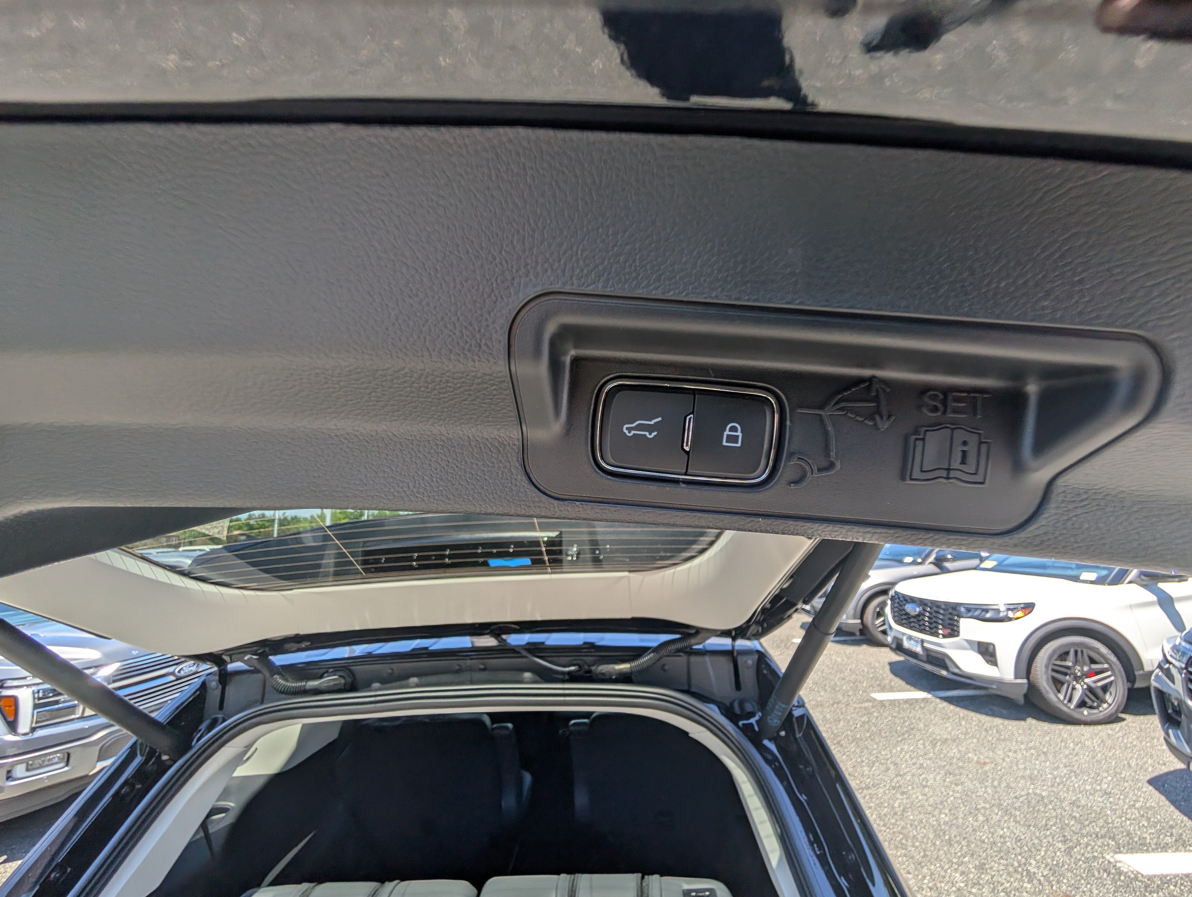 2026 Ford Explorer Active with 200A Pkg