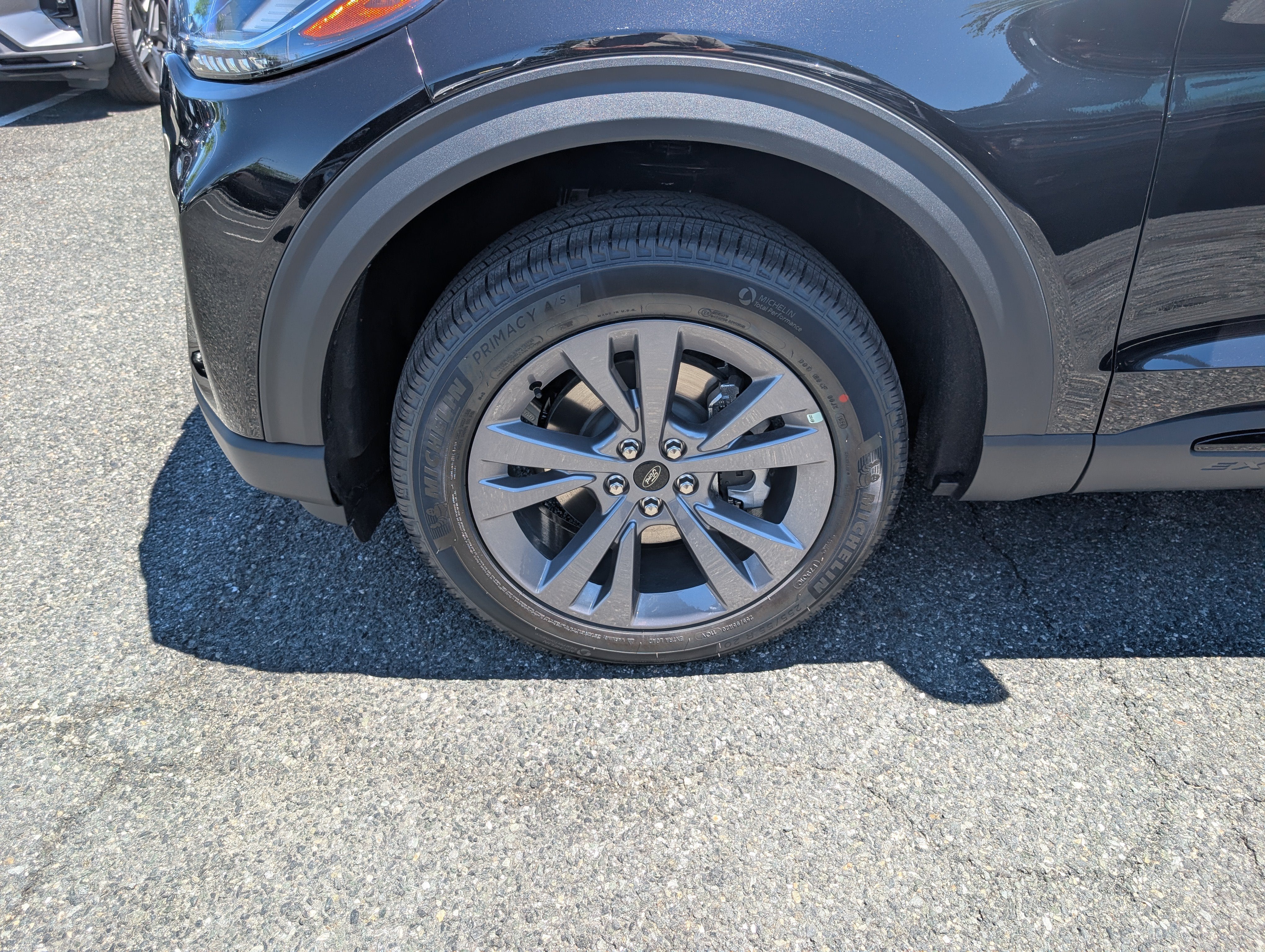 2026 Ford Explorer Active with 200A Pkg
