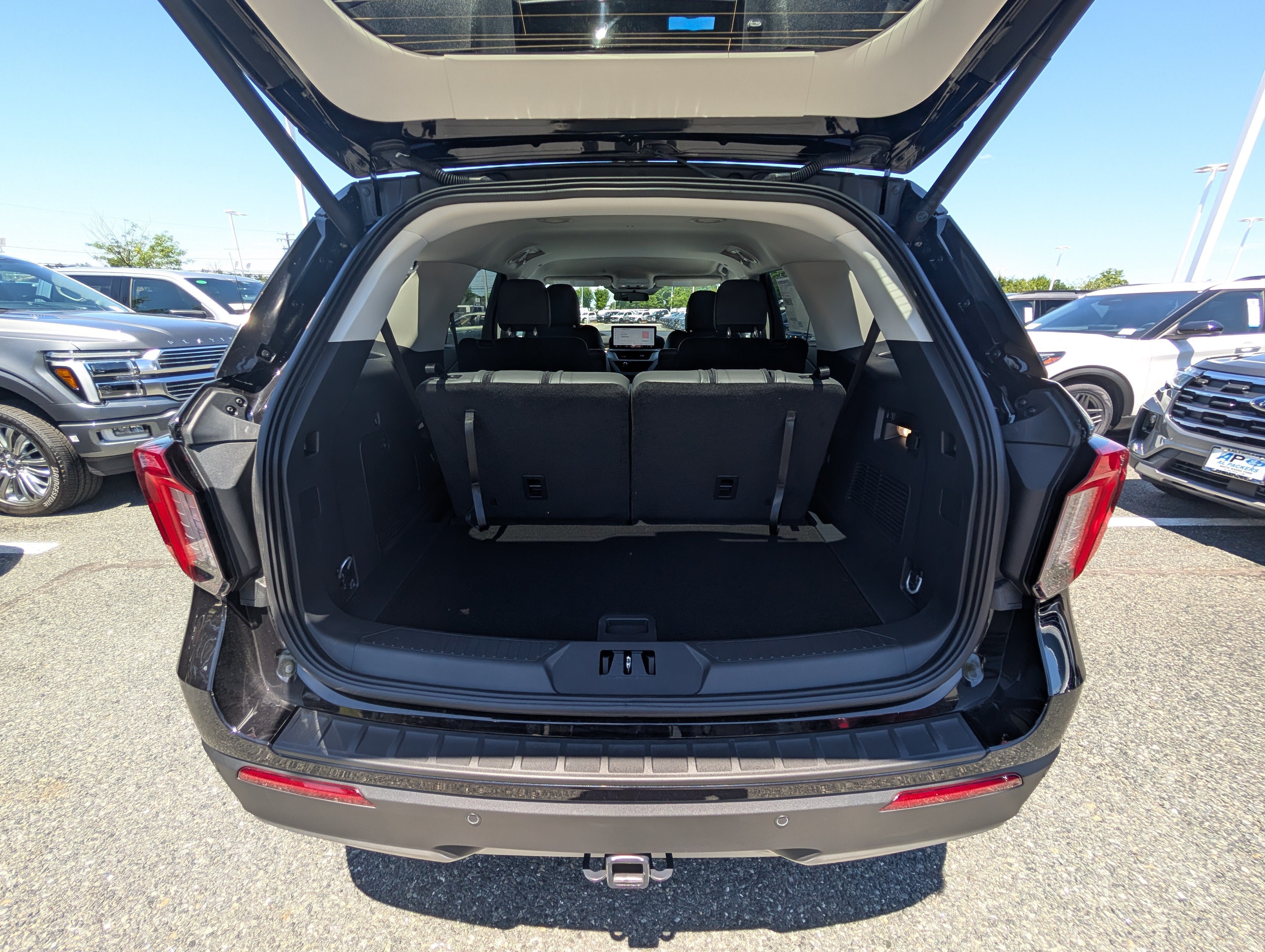 2026 Ford Explorer Active with 200A Pkg