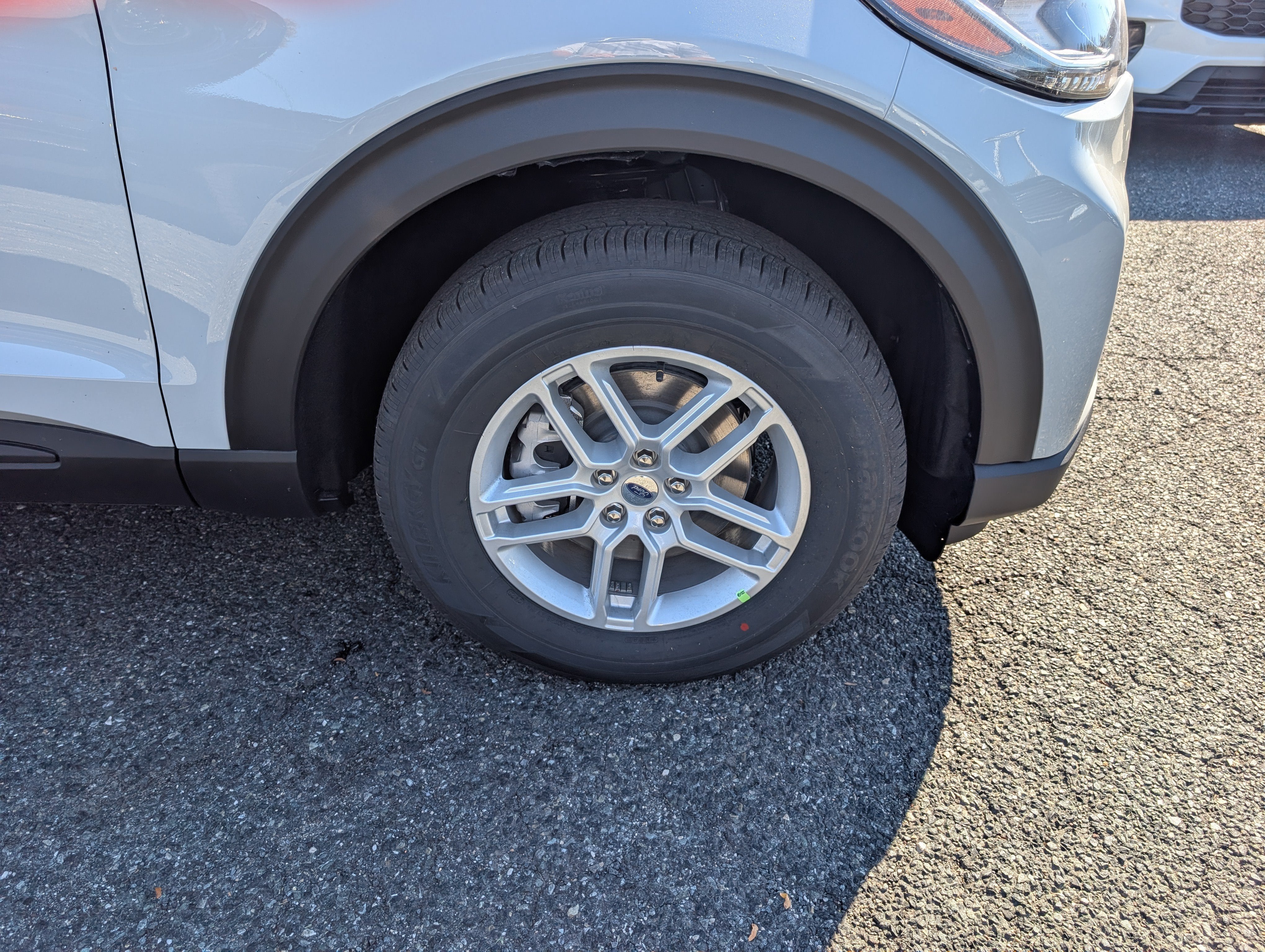 2027 Ford Explorer Active w/100A Pkg