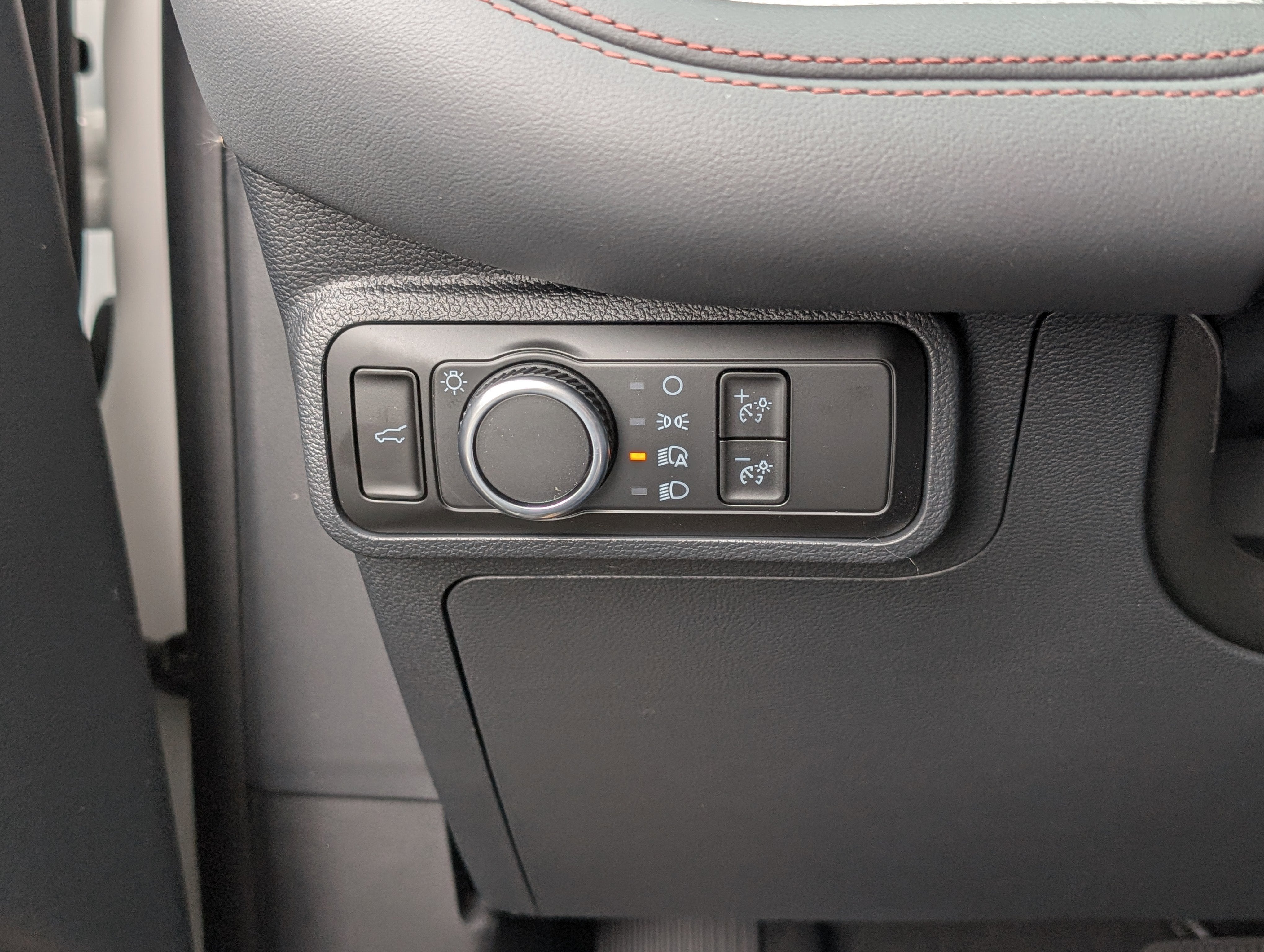 2026 Ford Explorer Active with 200A Pkg