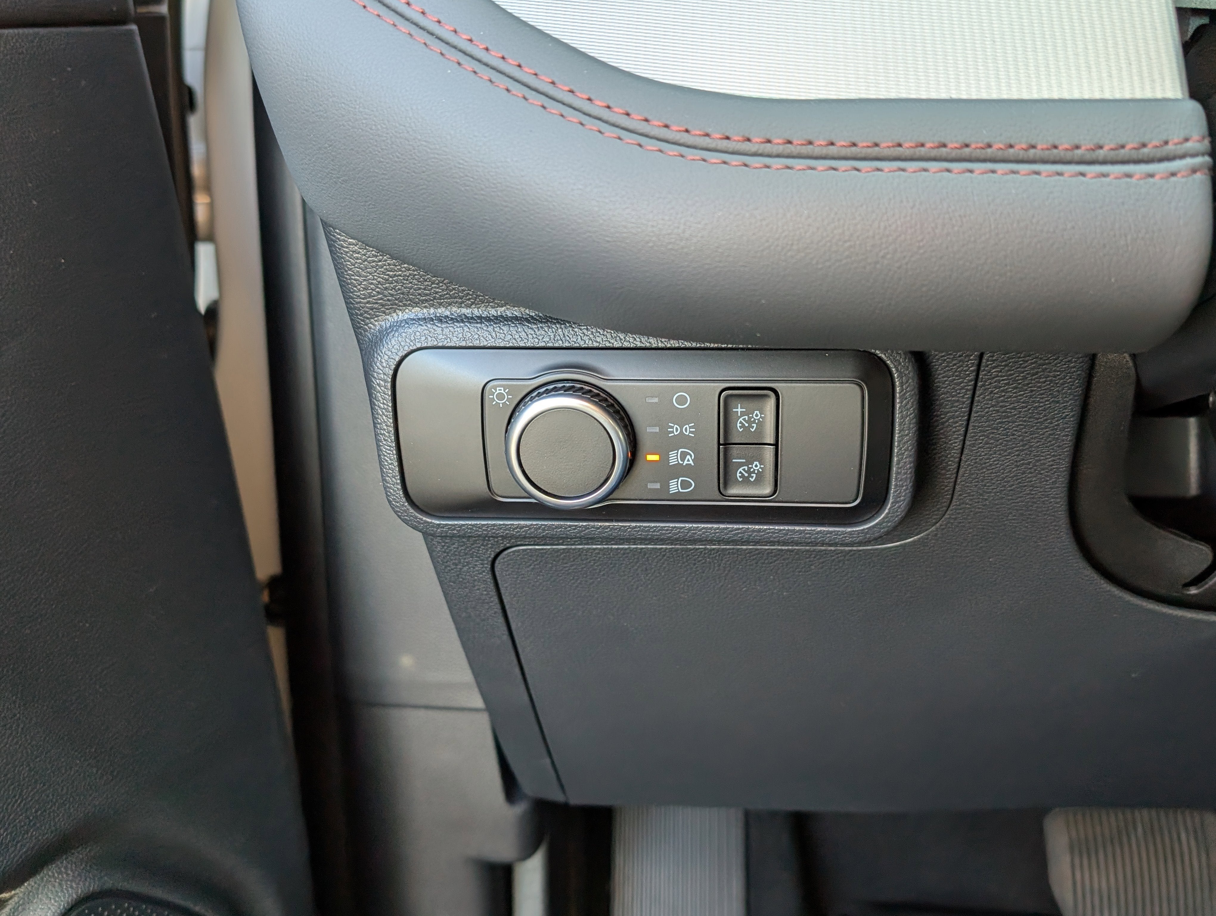 2026 Ford Explorer Active with 100A Pkg