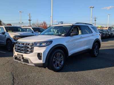 2026 Ford Explorer Active with 200A Pkg