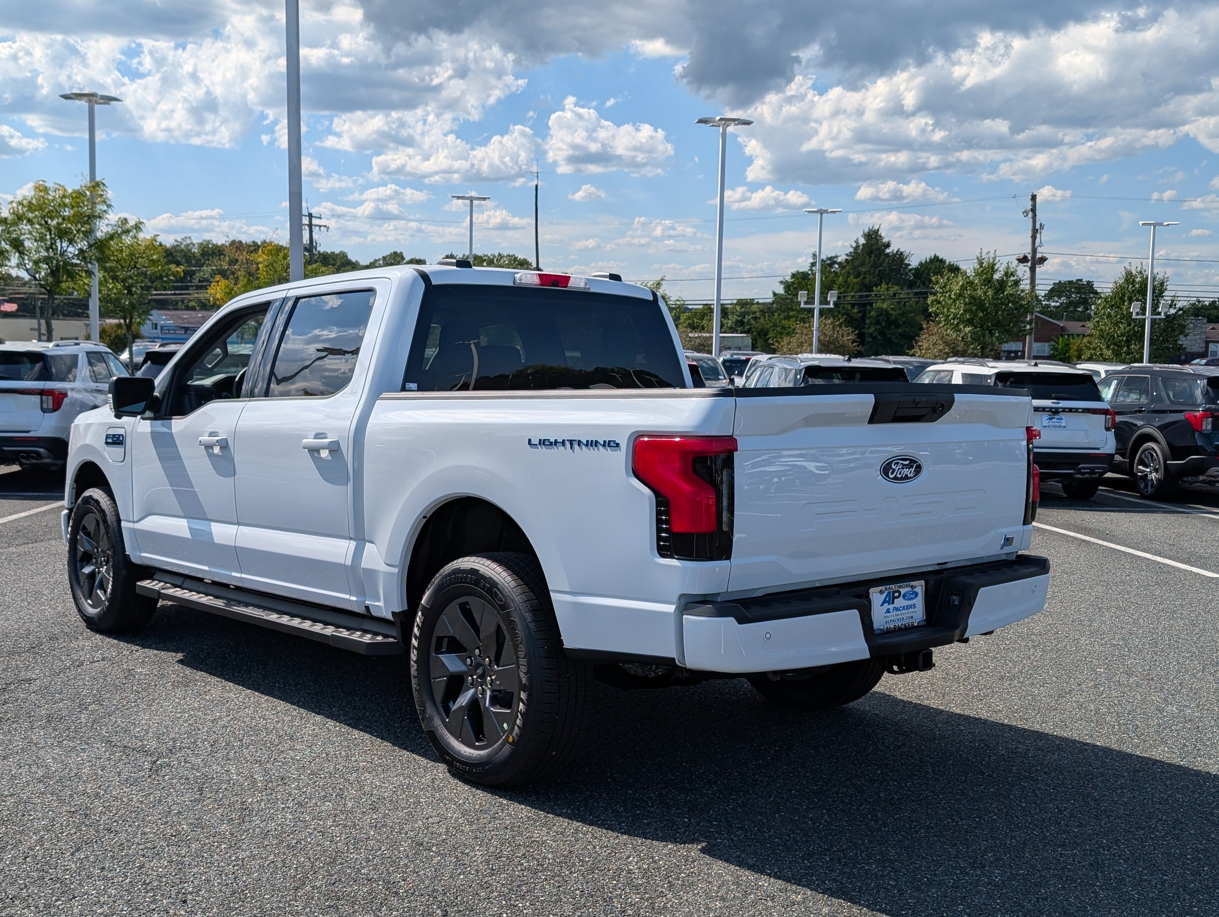 2025 Ford F-150 Lightning Flash