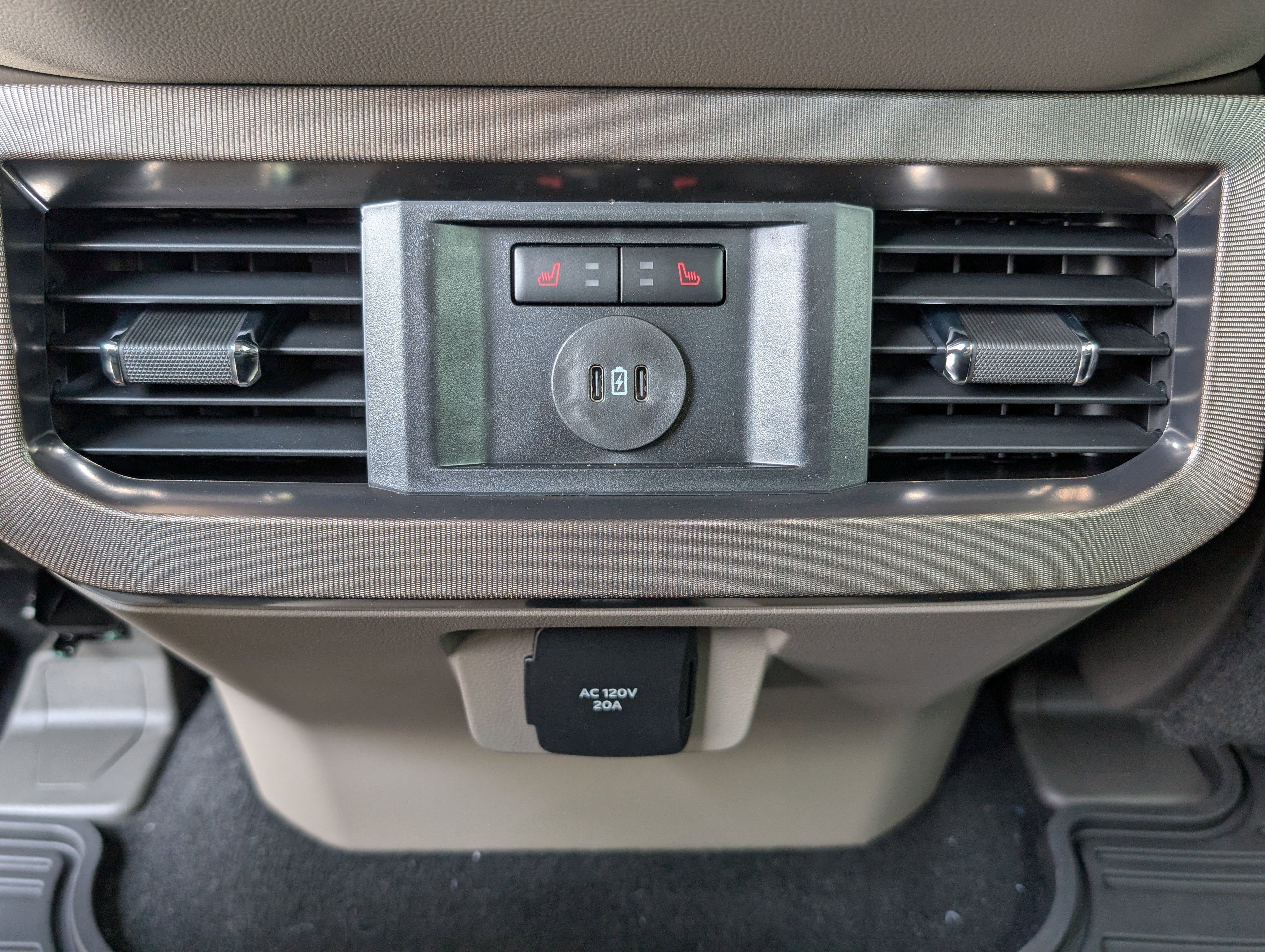 2025 Ford Super Duty F-250 SRW Platinum