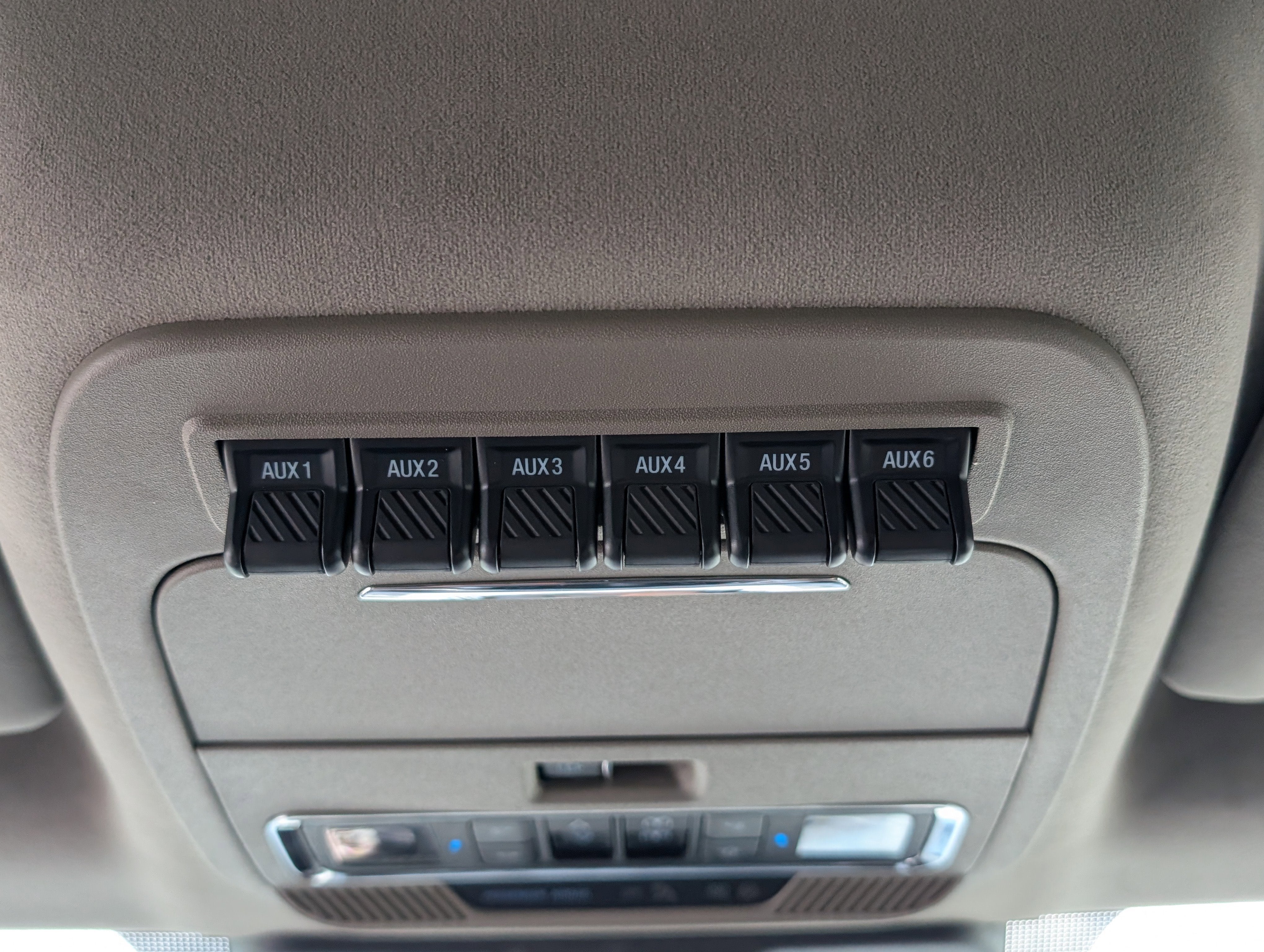 2025 Ford Super Duty F-250 SRW Platinum