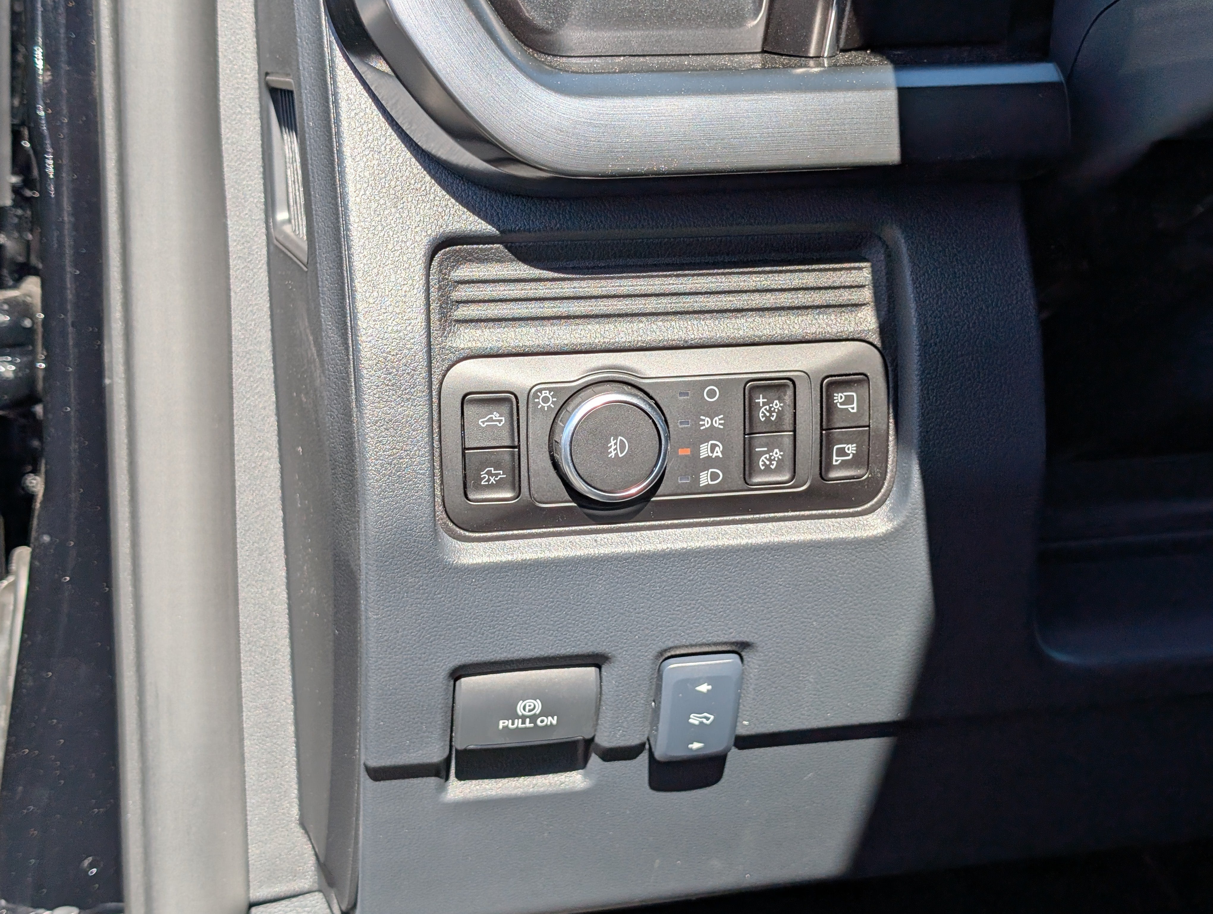 2027 Ford Super Duty F-250 SRW LARIAT