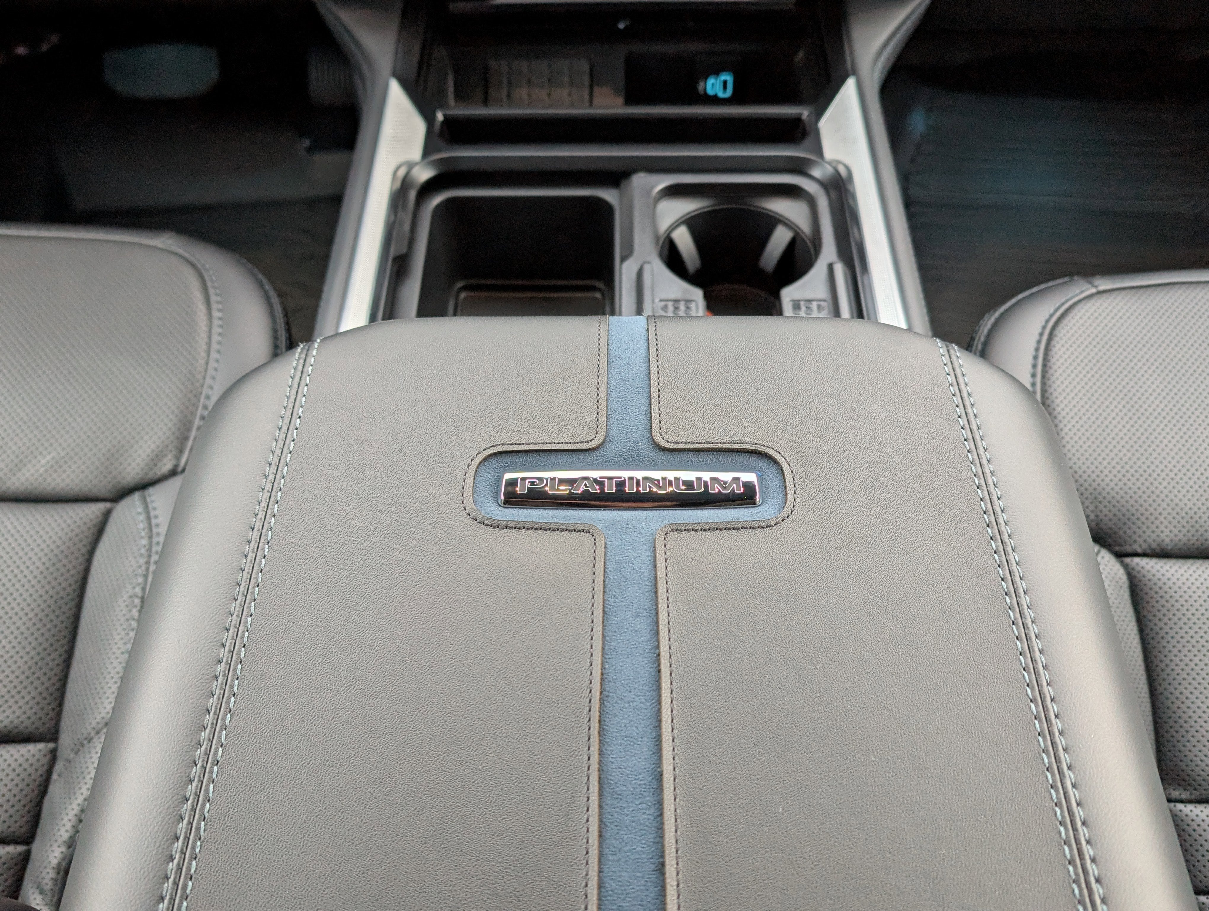 2026 Ford Super Duty F-250 SRW Platinum