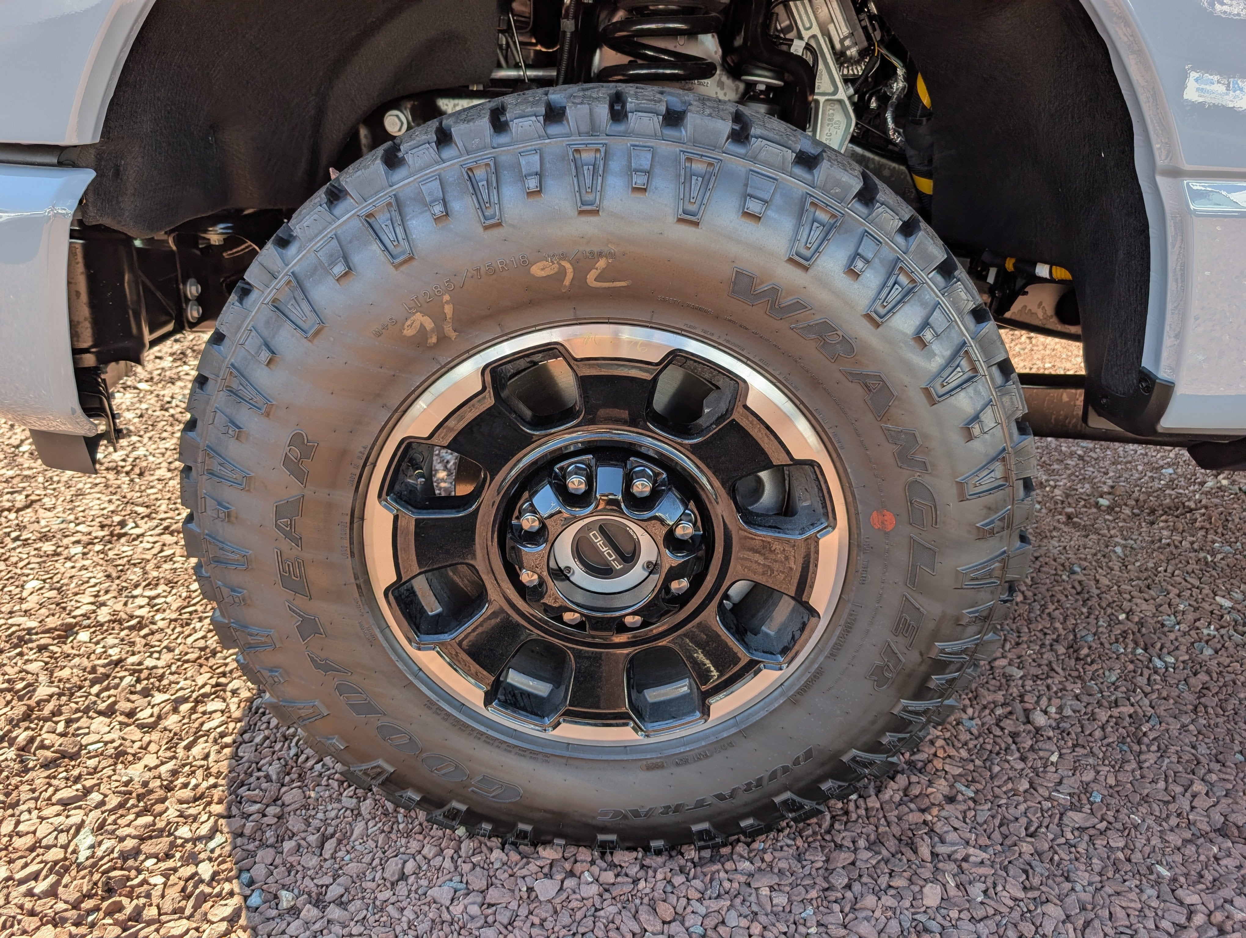 2027 Ford Super Duty F-250 SRW Platinum