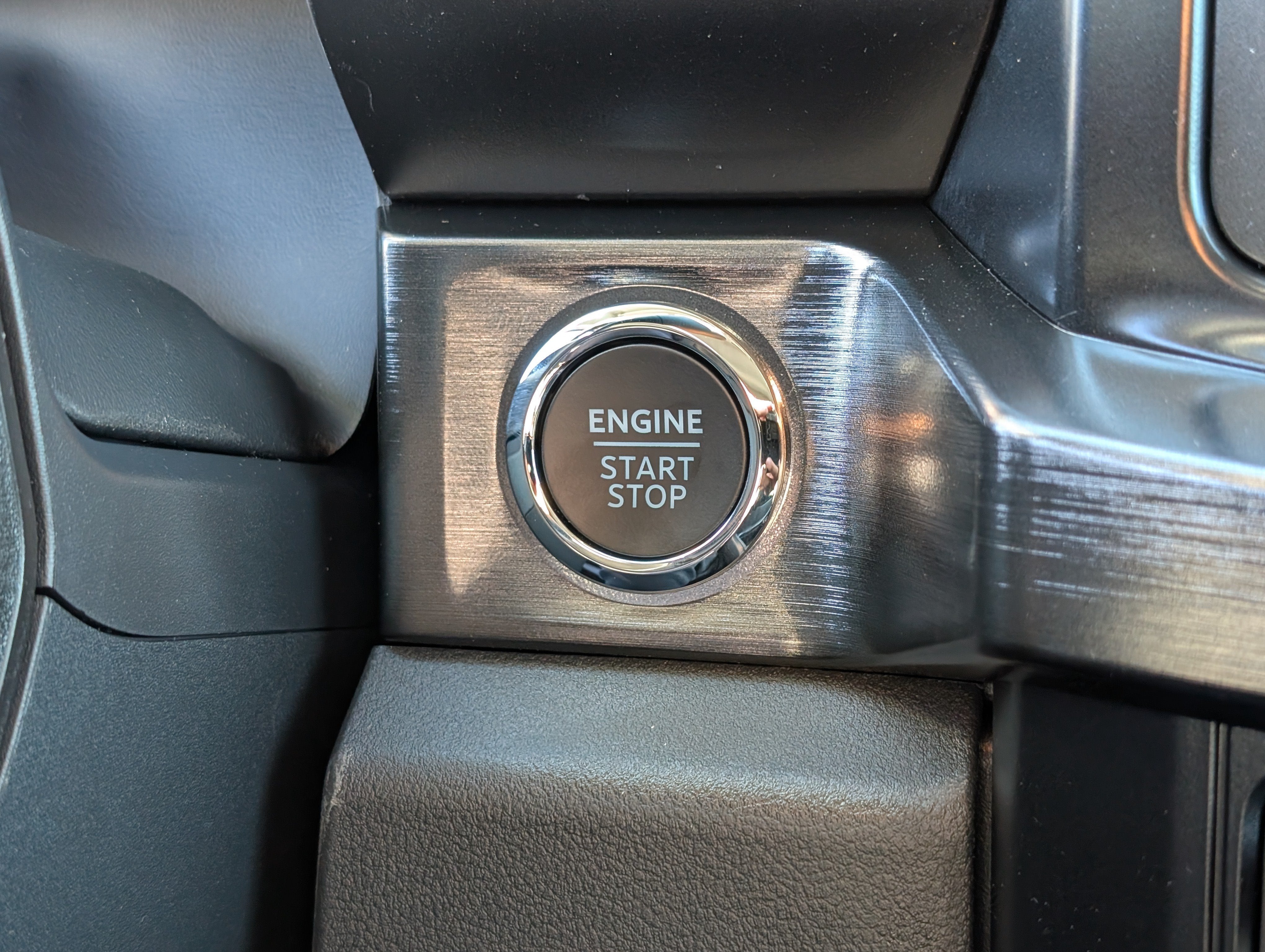 2027 Ford Super Duty F-250 SRW LARIAT