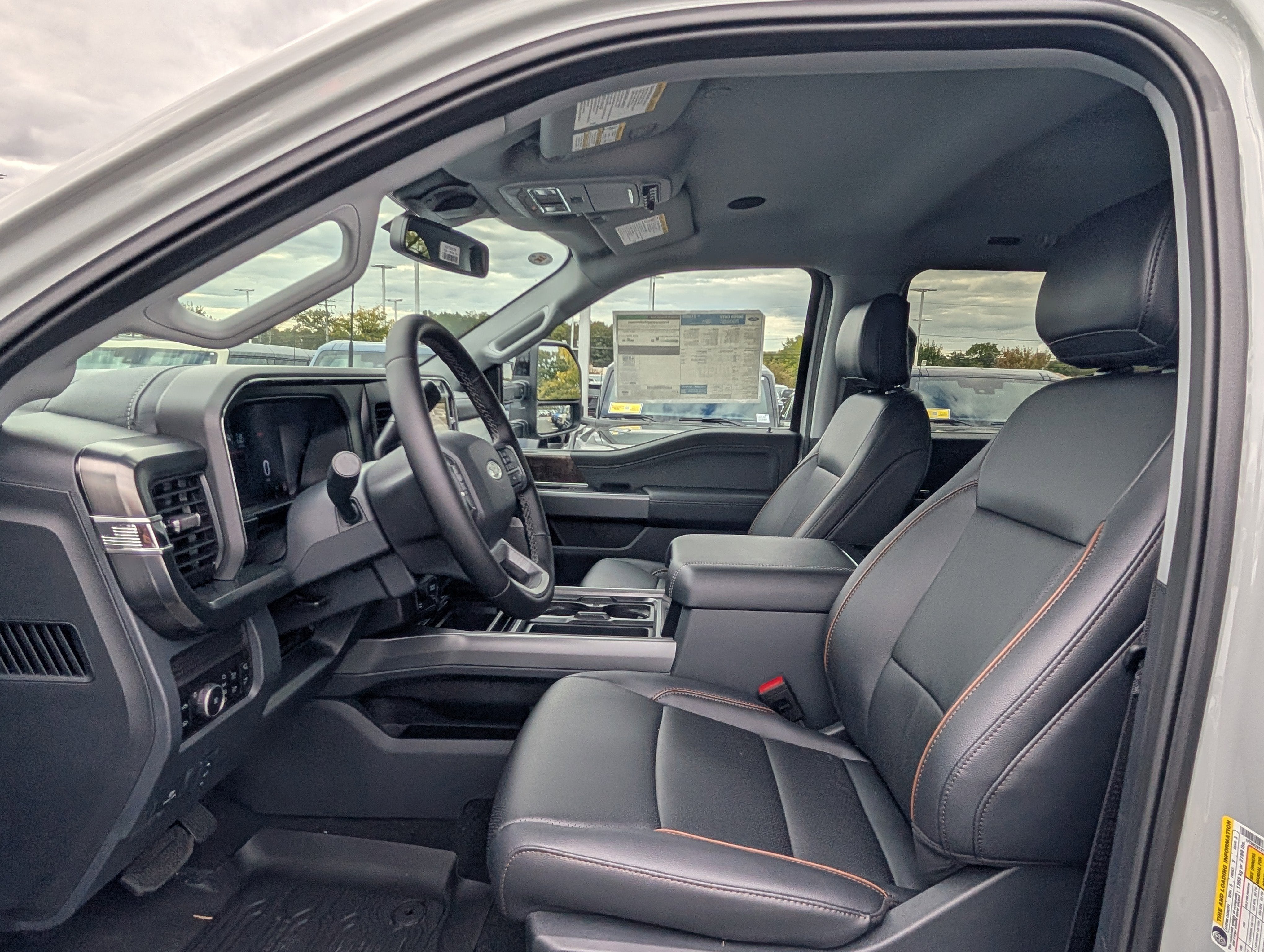 2026 Ford Super Duty F-250 SRW LARIAT