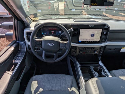 2025 Ford Super Duty F-350 SRW XLT