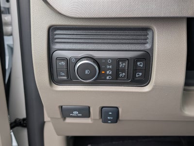 2026 Ford Super Duty F-350 SRW Platinum