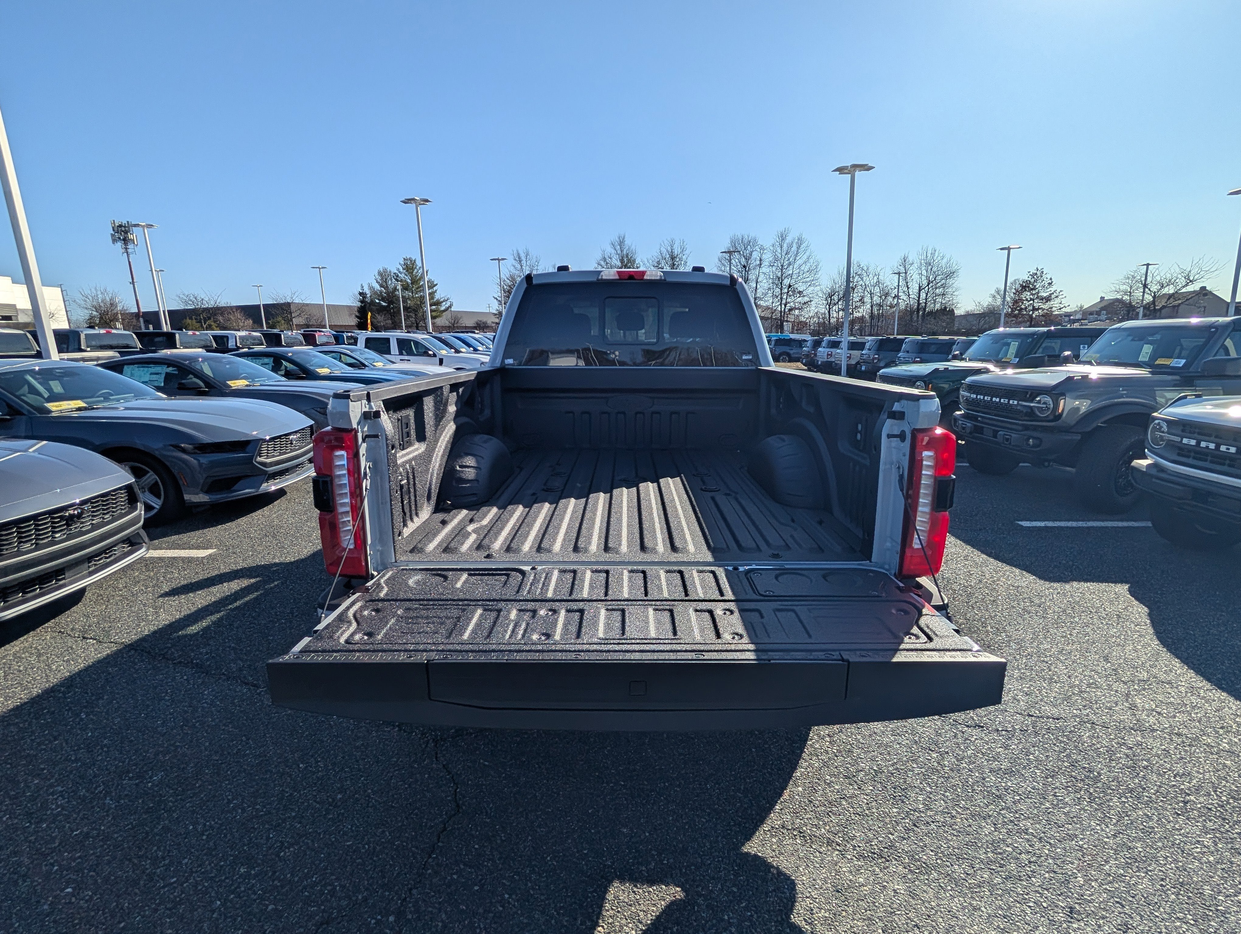 2026 Ford Super Duty F-350 SRW XLT