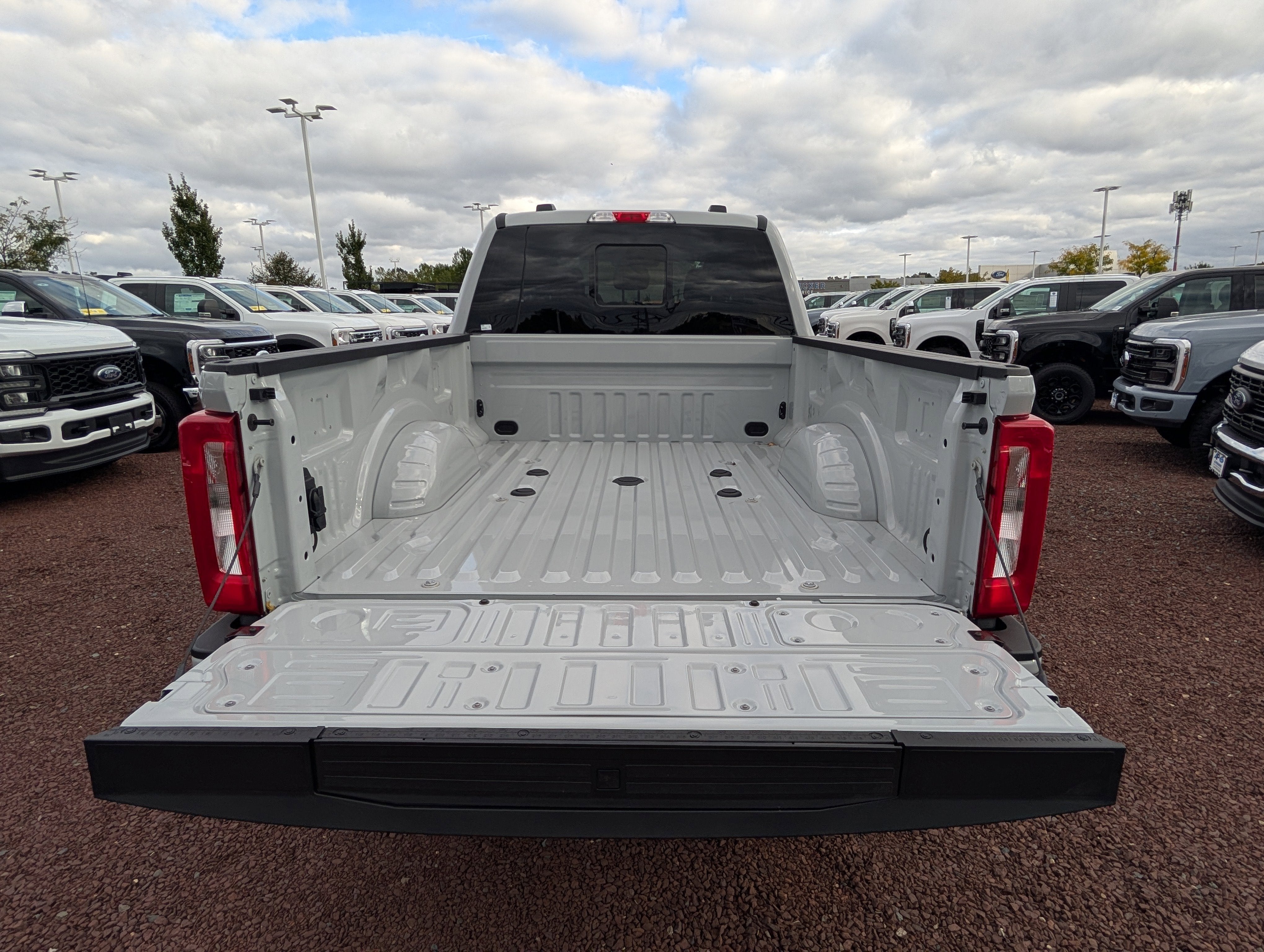 2026 Ford Super Duty F-350 SRW XL