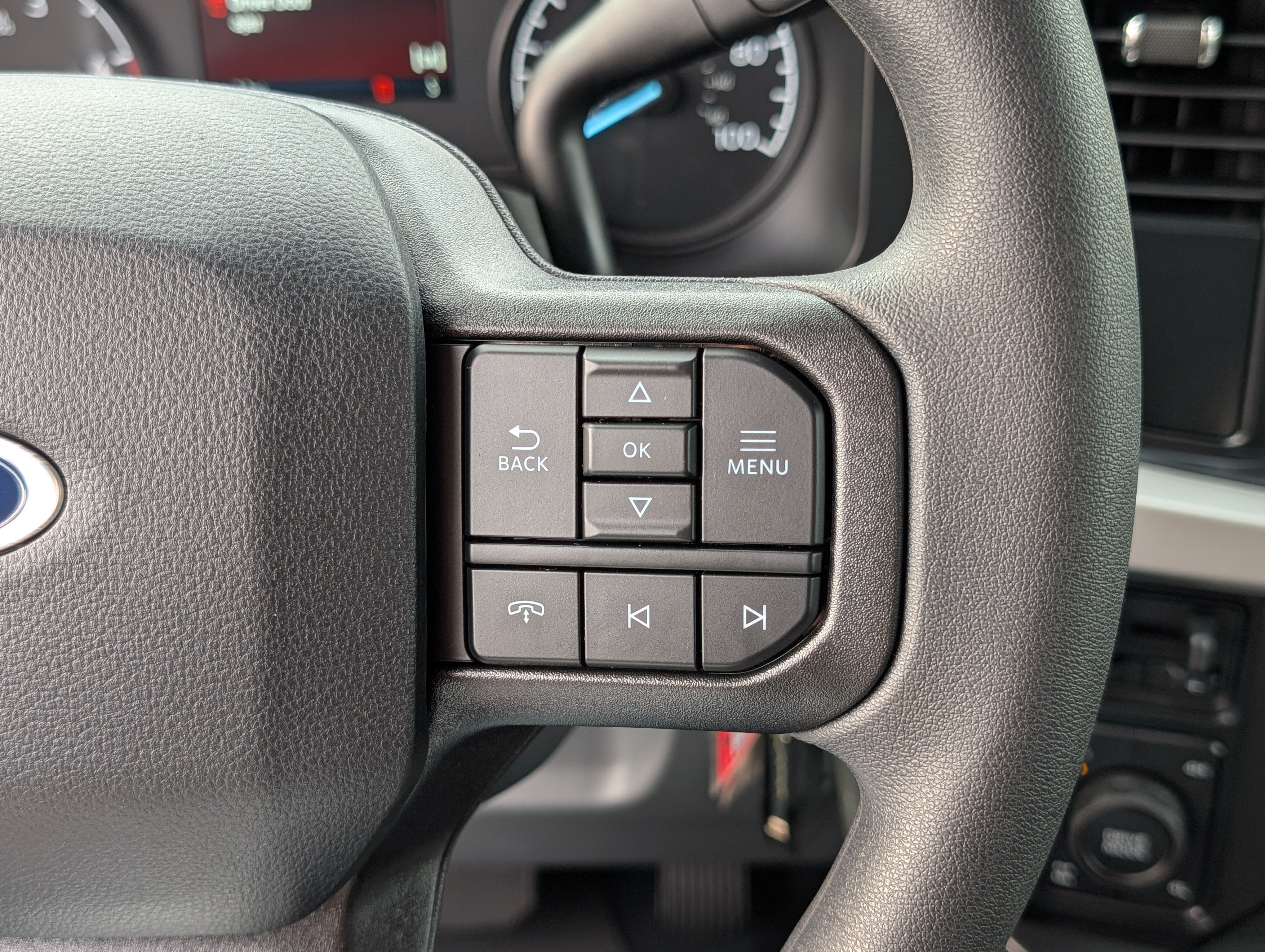 2026 Ford Super Duty F-350 SRW XLT